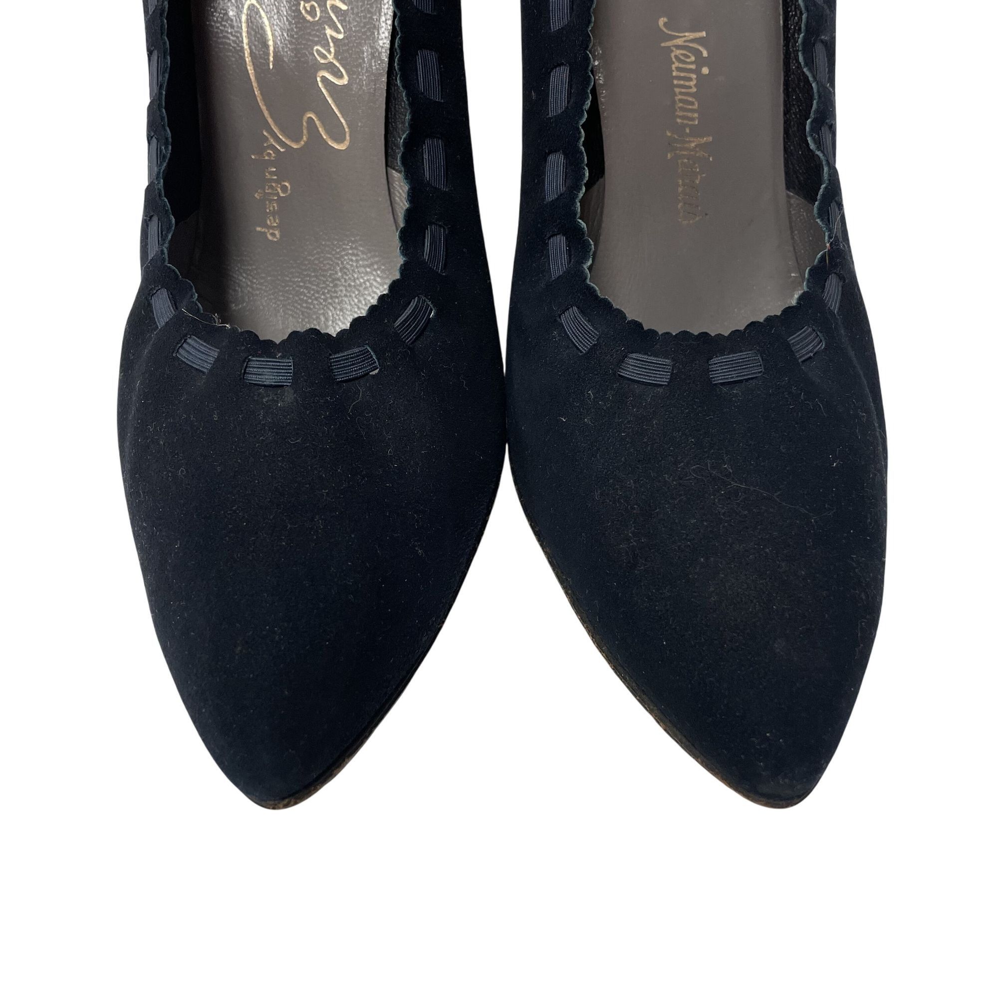 Neiman Marcus Vtg Evins Neiman Marcus Navy Blue SUEDE High Heel Pumps Size US 6 / IT 36 - 4 Thumbnail