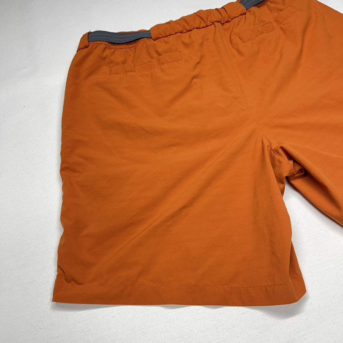 L.L. Bean × Vintage LL Bean Shorts Regular Orange Nylon Lined Belted Pockets Size US 36 / EU 52 - 14 Thumbnail