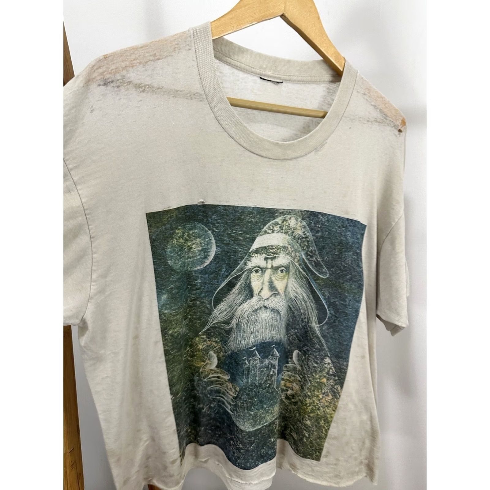 Vintage VTG Wizard Gandalf Renaissance Festival Paper Thin Burnout Worn Boxy T-Shirt XL Cream Mens Short Sleeve Cropped Distressed 90s Theme Shirt Size US XL / EU 56 / 4 - 5 Thumbnail