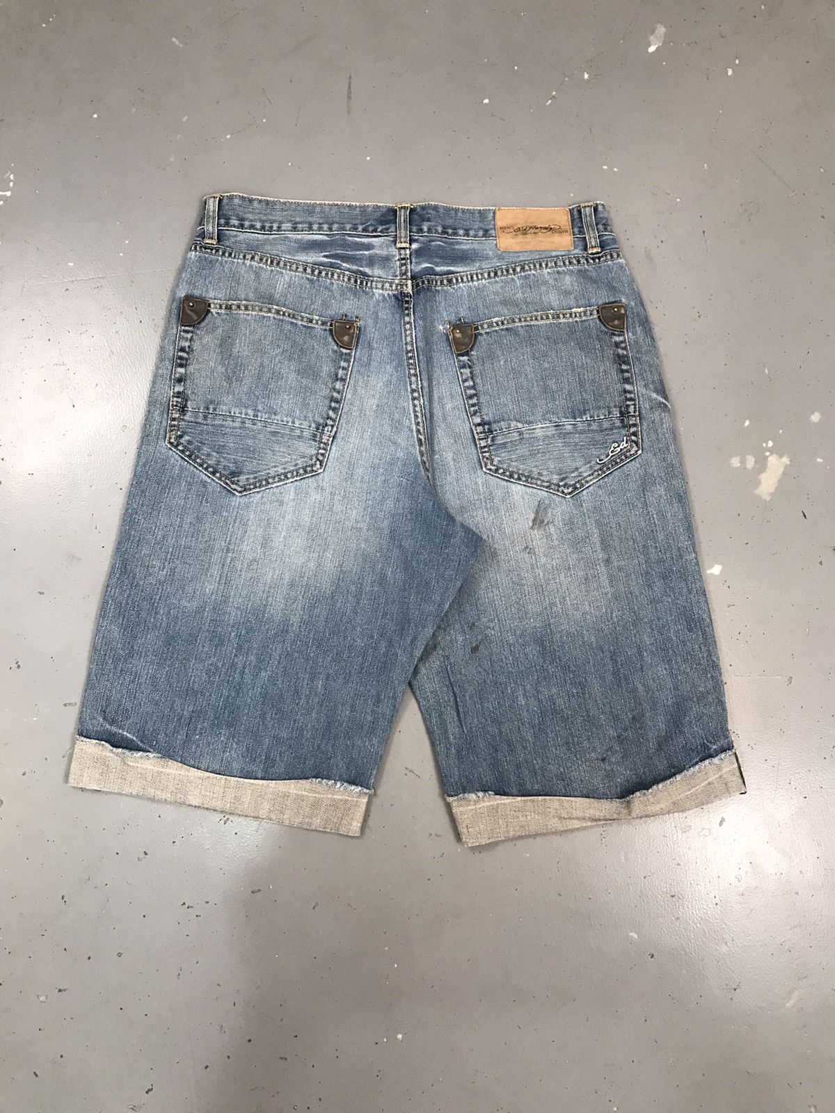 Ed Hardy × Vintage Vintage Ed hardy skater denim jort Size US 34 / EU 50 - 2 Thumbnail