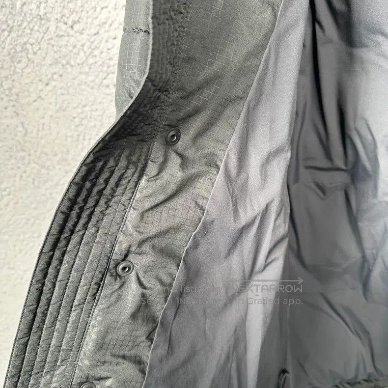 Balenciaga Balenciaga Black Classic Turtleback Hidden Hood Down Coat Size US S / EU 44-46 / 1 - 4 Thumbnail