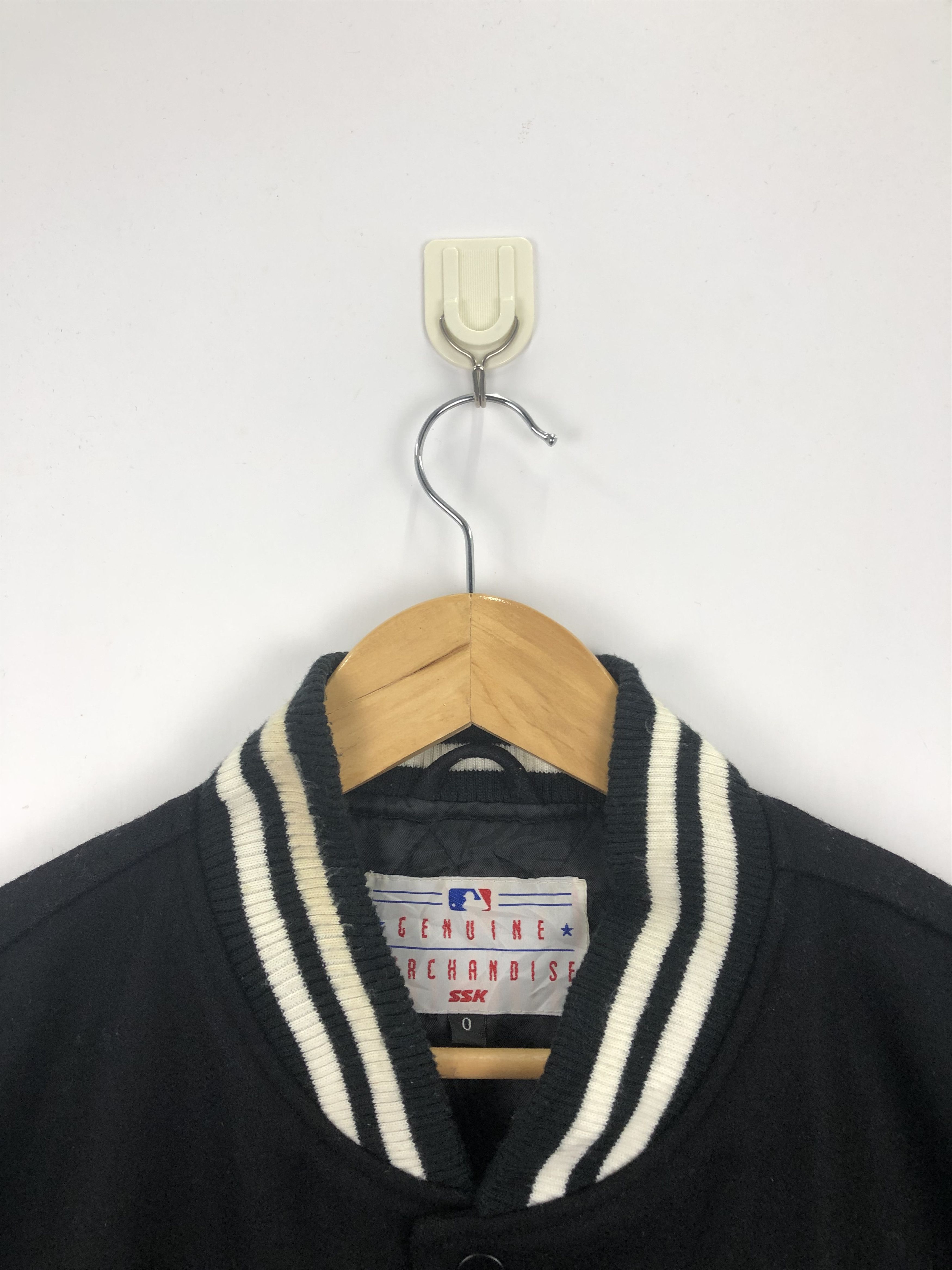MLB Vintage 90s Sox MLBP Varsity Jacket Leather V0379 Size US L / EU 52-54 / 3 - 9 Thumbnail
