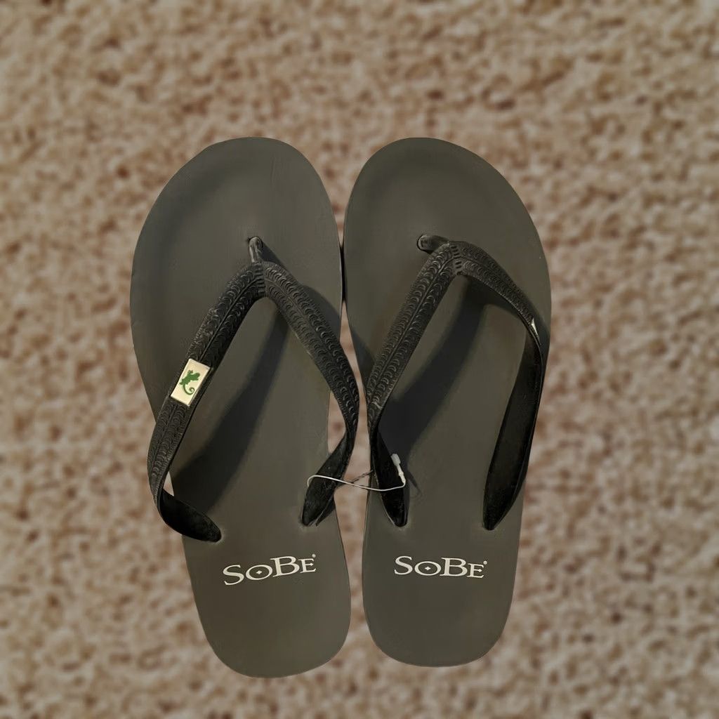 Vintage Neet Feet SoBe Drinks Lizard Sandals Thong Slides Flip Flops Women 8-9 Gray Quietly Used- Ladies Womens Fl at 8-9 Size US 8 / IT 38 - 1 Thumbnail