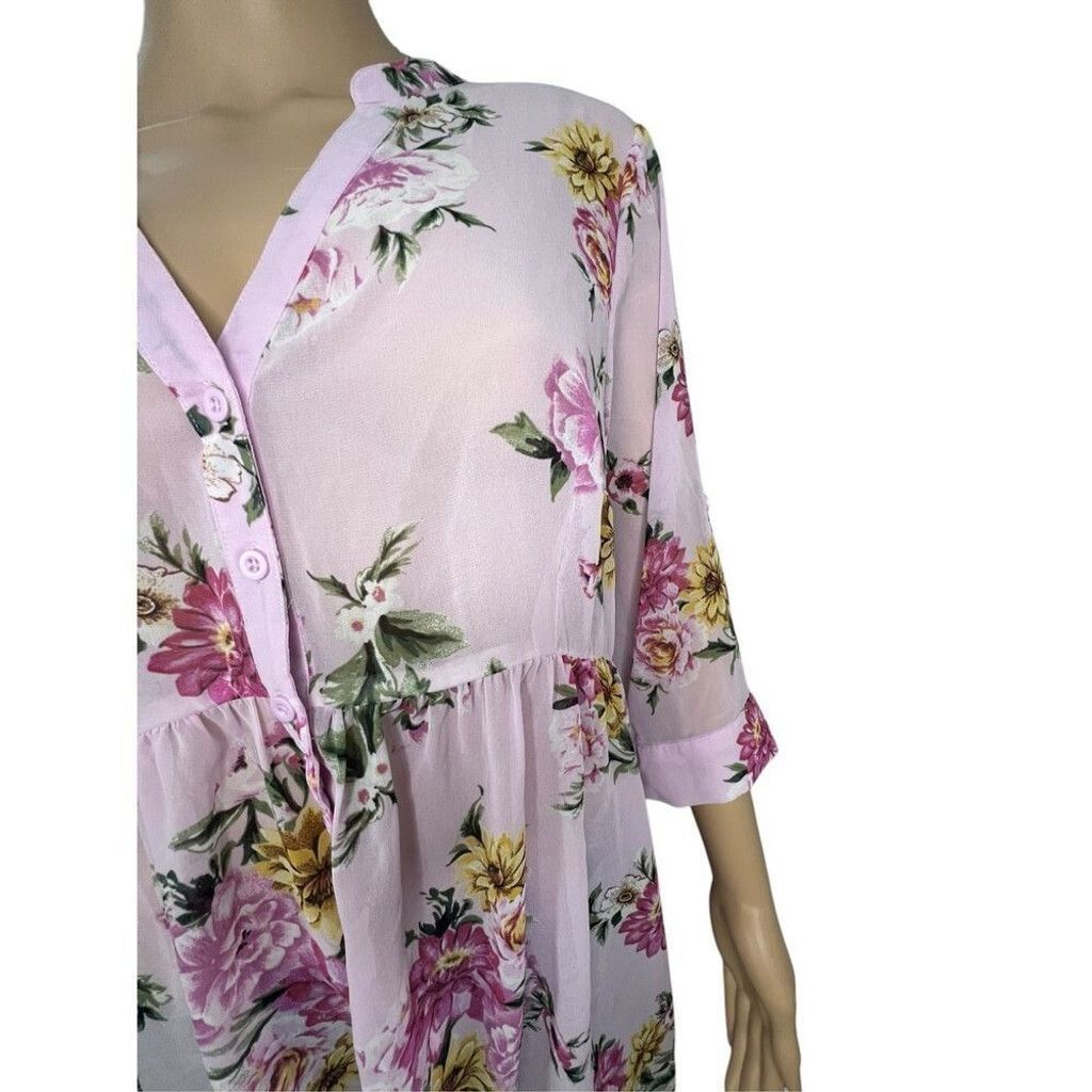 Torrid Torrid Floral Pattern Sheer Button Up Lightweight Blouse Size XS / US 0-2 / IT 36-38 - 2 Thumbnail