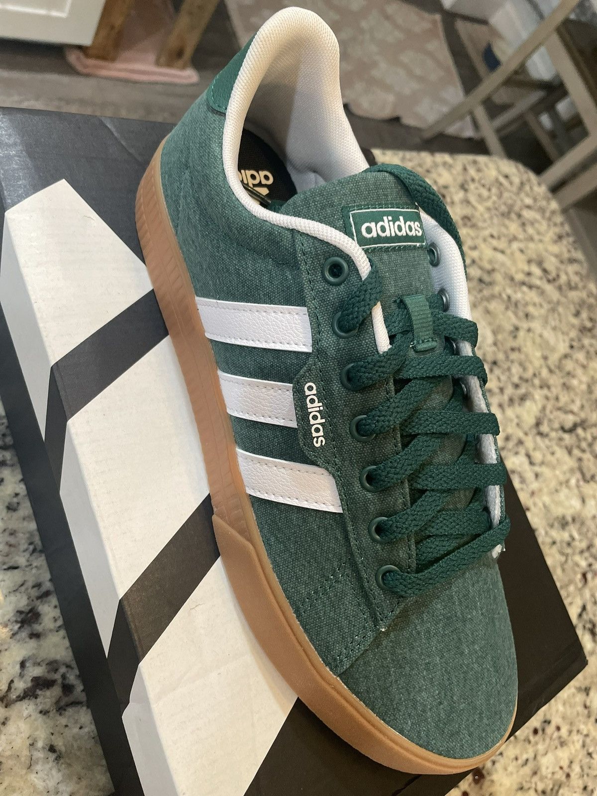 Adidas adidas Daily 3.0 Collegiate Men's Green Gum Size 9 1/2 Size US 9.5 / EU 42-43 - 2 Thumbnail