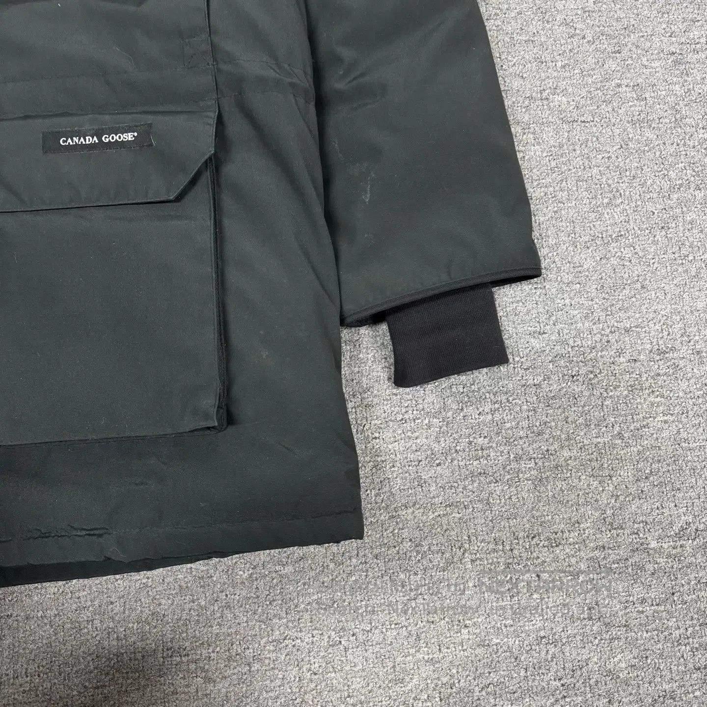 Canada Goose Canada Goose Expedition: Fleece Collar Parker Down Jacket| Size US M / EU 48-50 / 2 - 5 Thumbnail