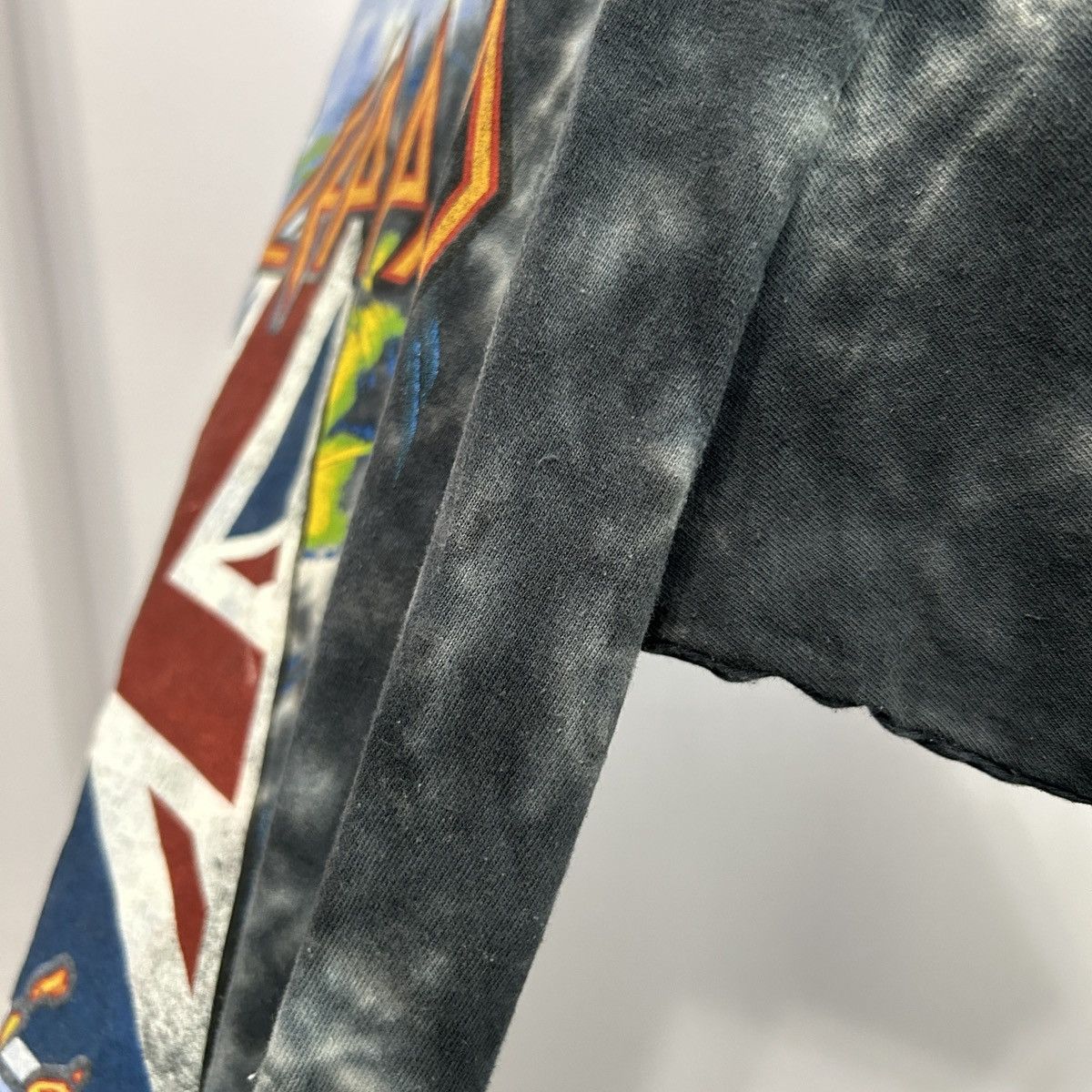 Def Leppard Def Leppard Hysteria Tie Dye Tshirt Size Large - "Wilburn" Size US L / EU 52-54 / 3 - 13 Thumbnail