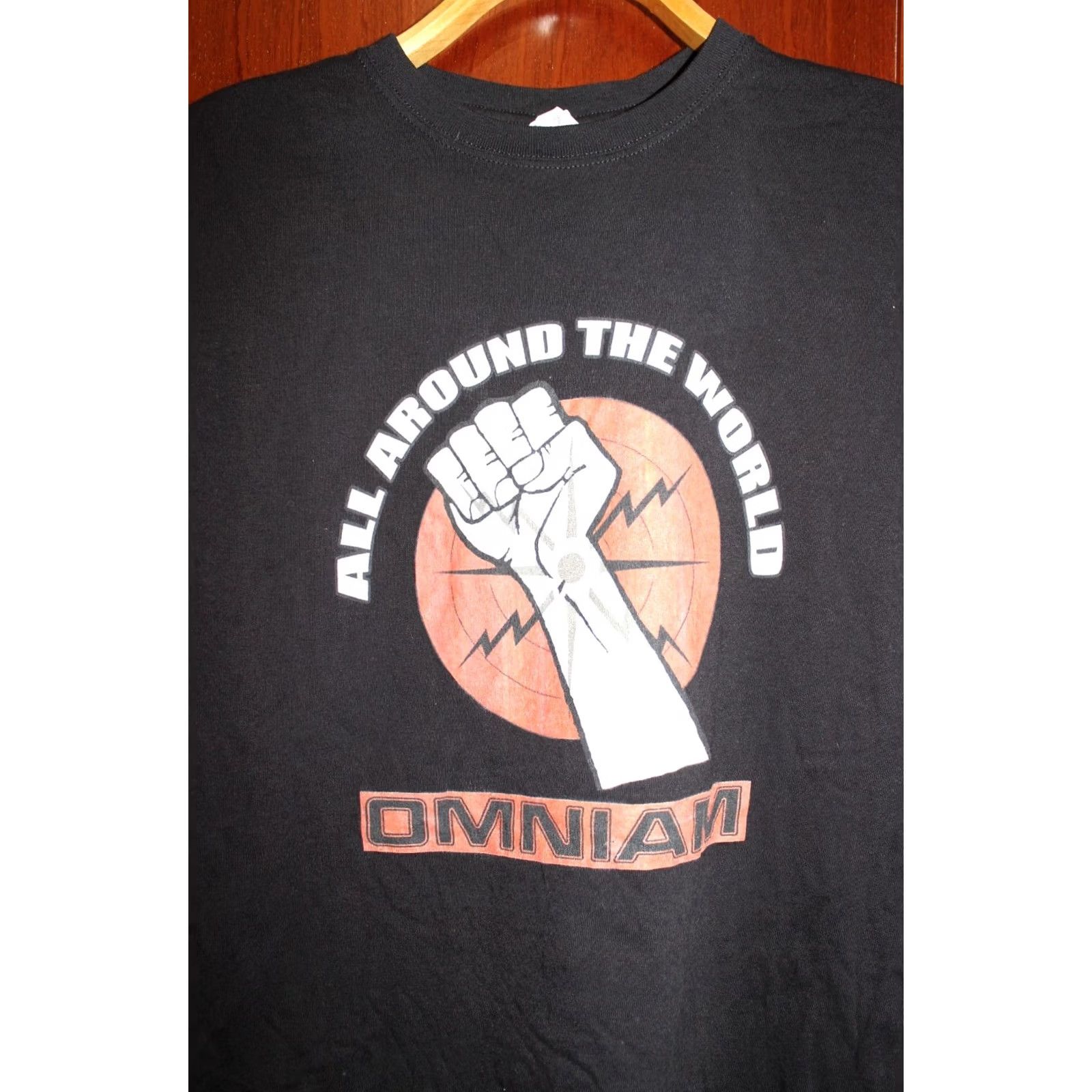 Anvil VINTAGE Anvil OMNIAM T-shirt - All Around The World - Black - Short Sleeve - Mens - L Size US L / EU 52-54 / 3 - 2 Thumbnail