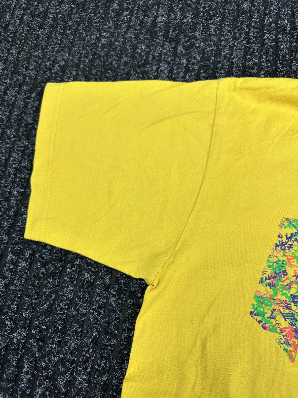 Nike Vintage Y2K Nike AIR 3D logo Streetwear Yellow Tee T shirt Size US M / EU 48-50 / 2 - 9 Thumbnail