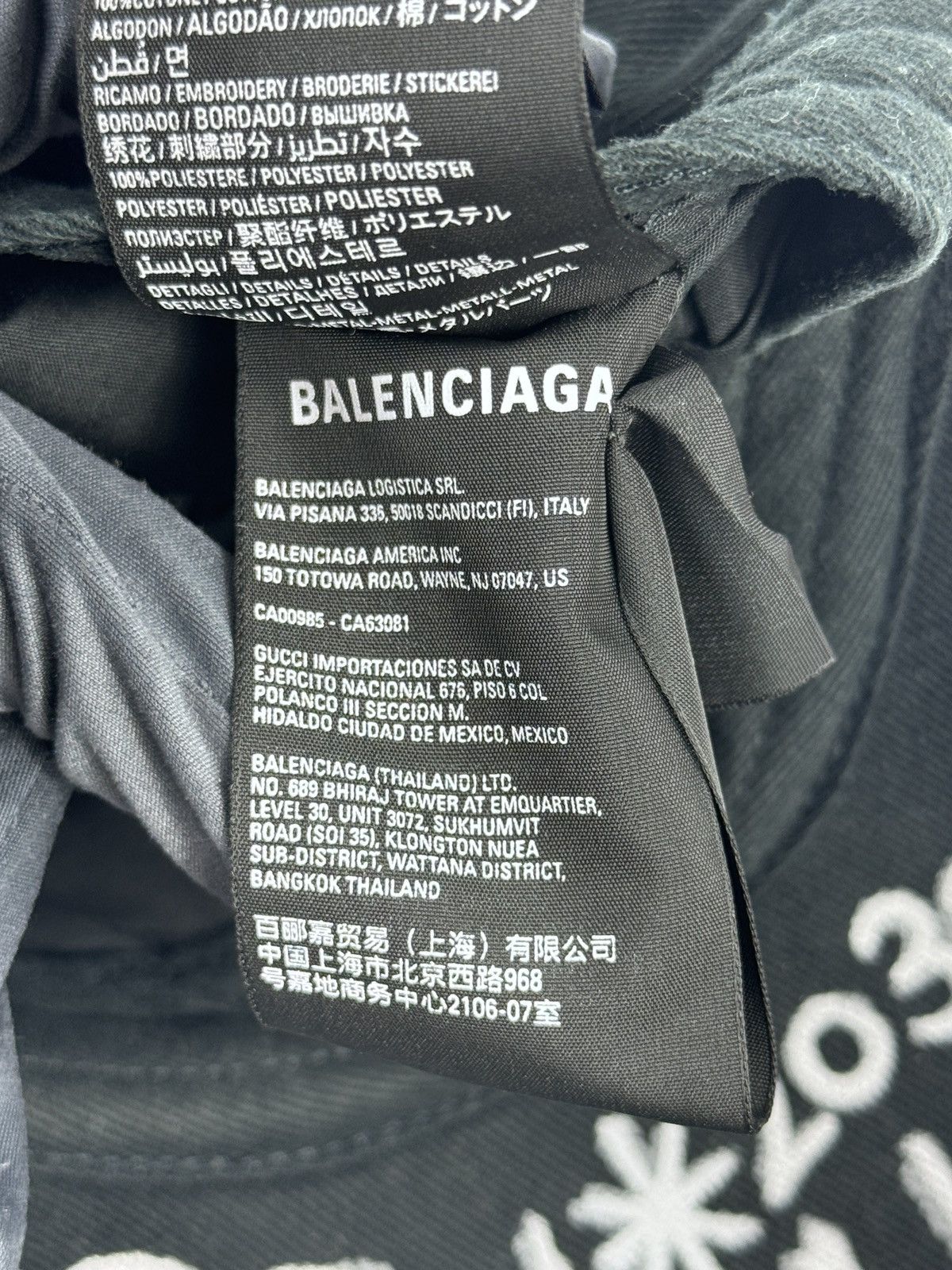 Balenciaga LOGO EMBROIDERED DISTRESSED CAP Size ONE SIZE - 14 Thumbnail