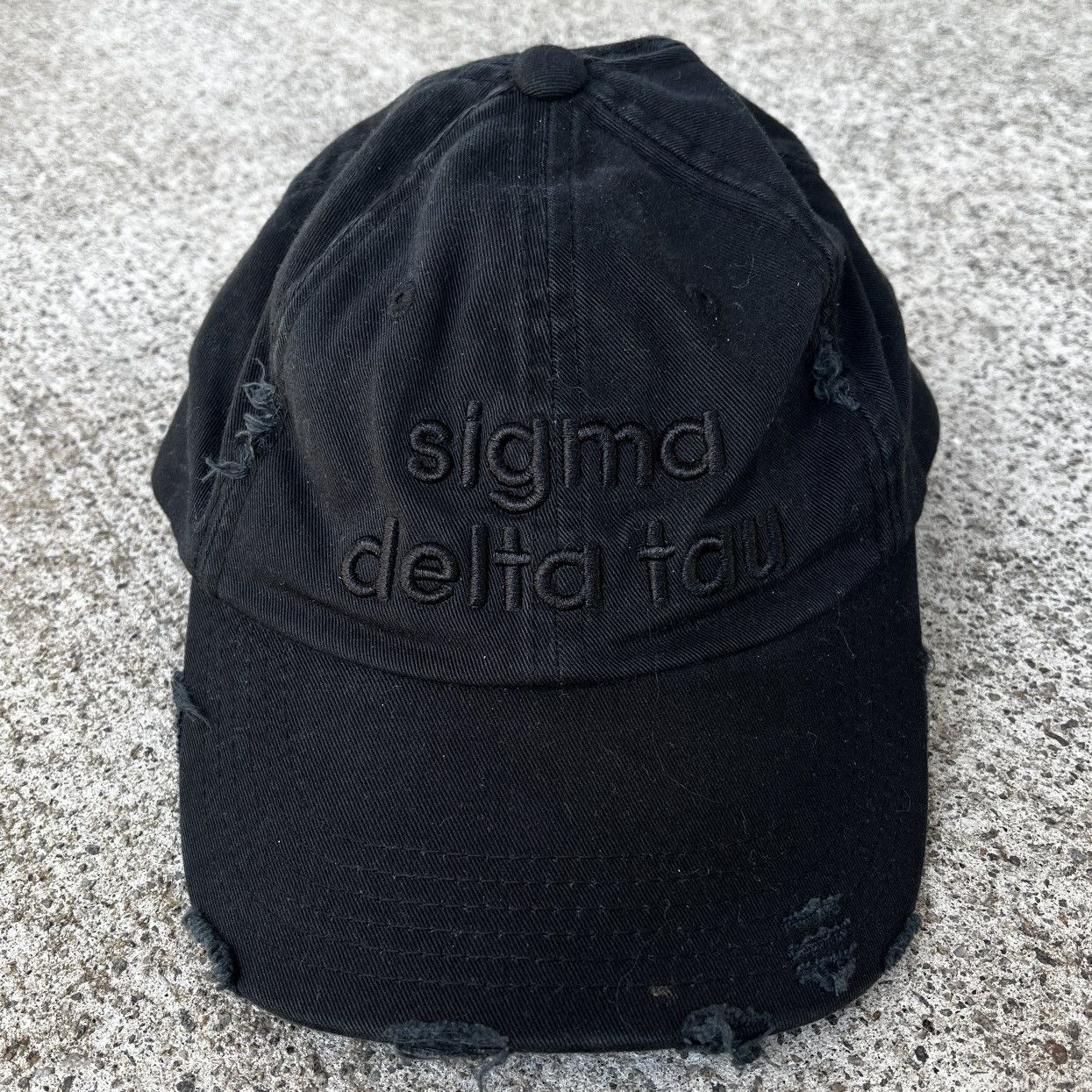Vintage Vintage Sigma Delta Tau Black Sorority Hat Y2K Size ONE SIZE - 1 Thumbnail