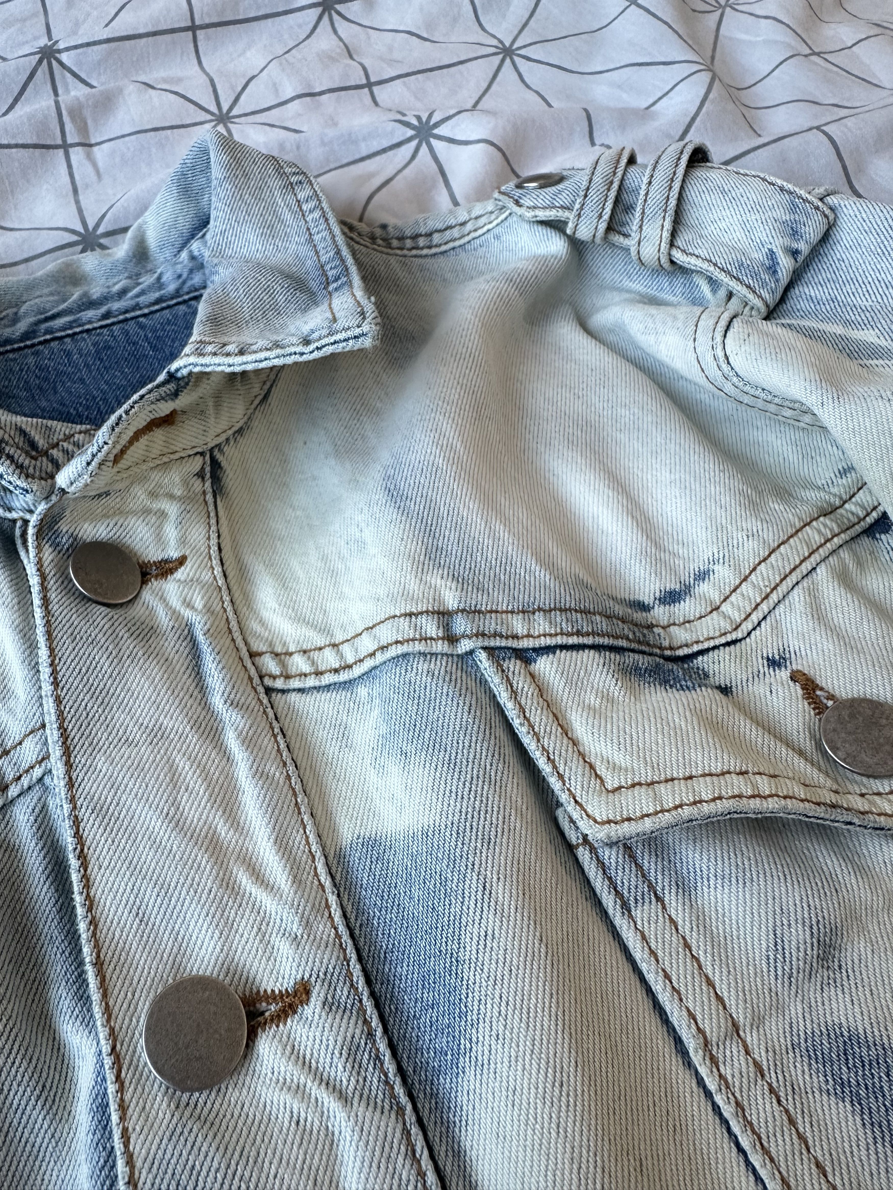Balmain SS18 Balmain Distressed Paint Splatter Denim Jacket White Size US XL / EU 56 / 4 - 6 Thumbnail