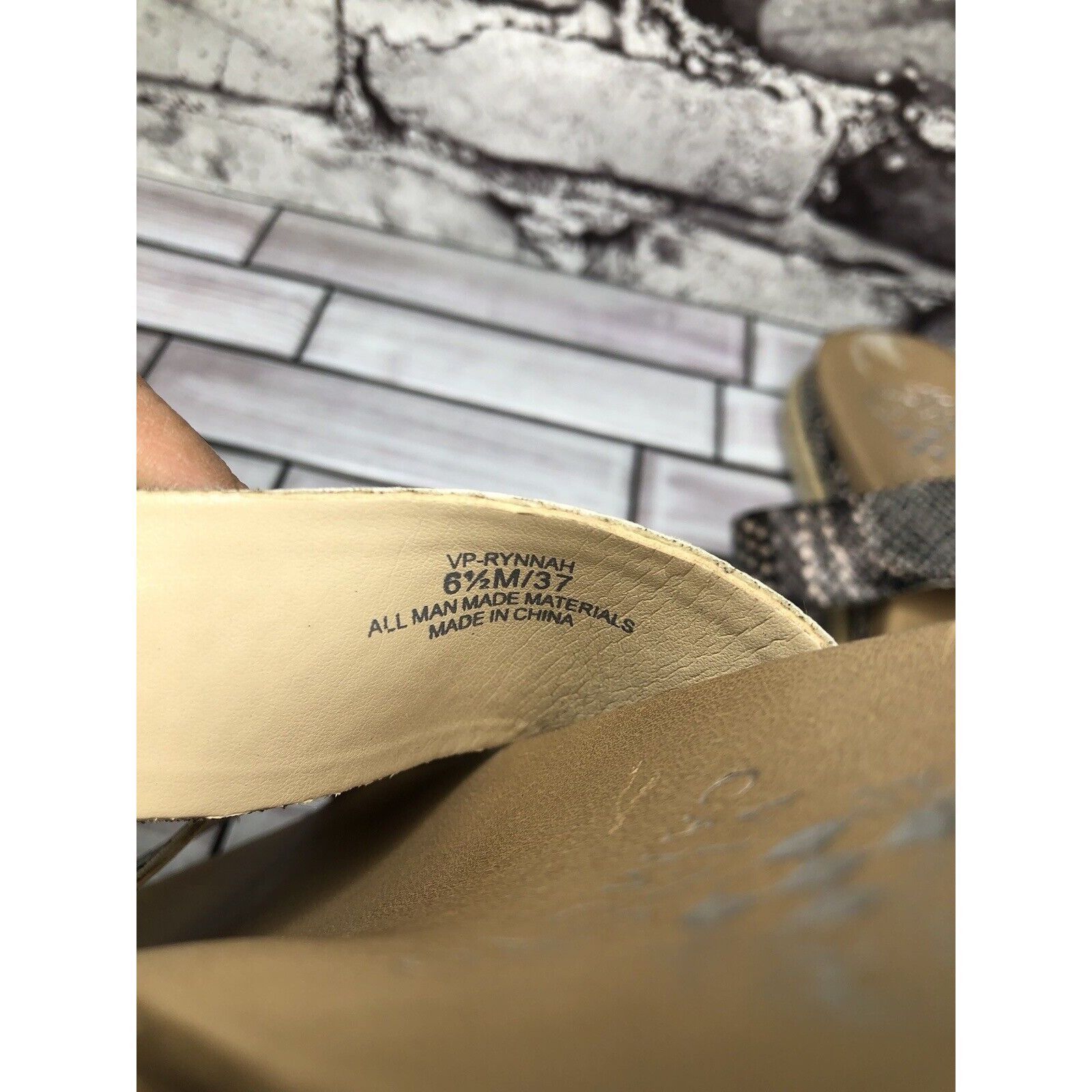 Vince Camuto Vince Camuto Rynnah Ivory Leather Snake Espadrille Sandals W Size US 6.5 / IT 36.5 - 8 Thumbnail