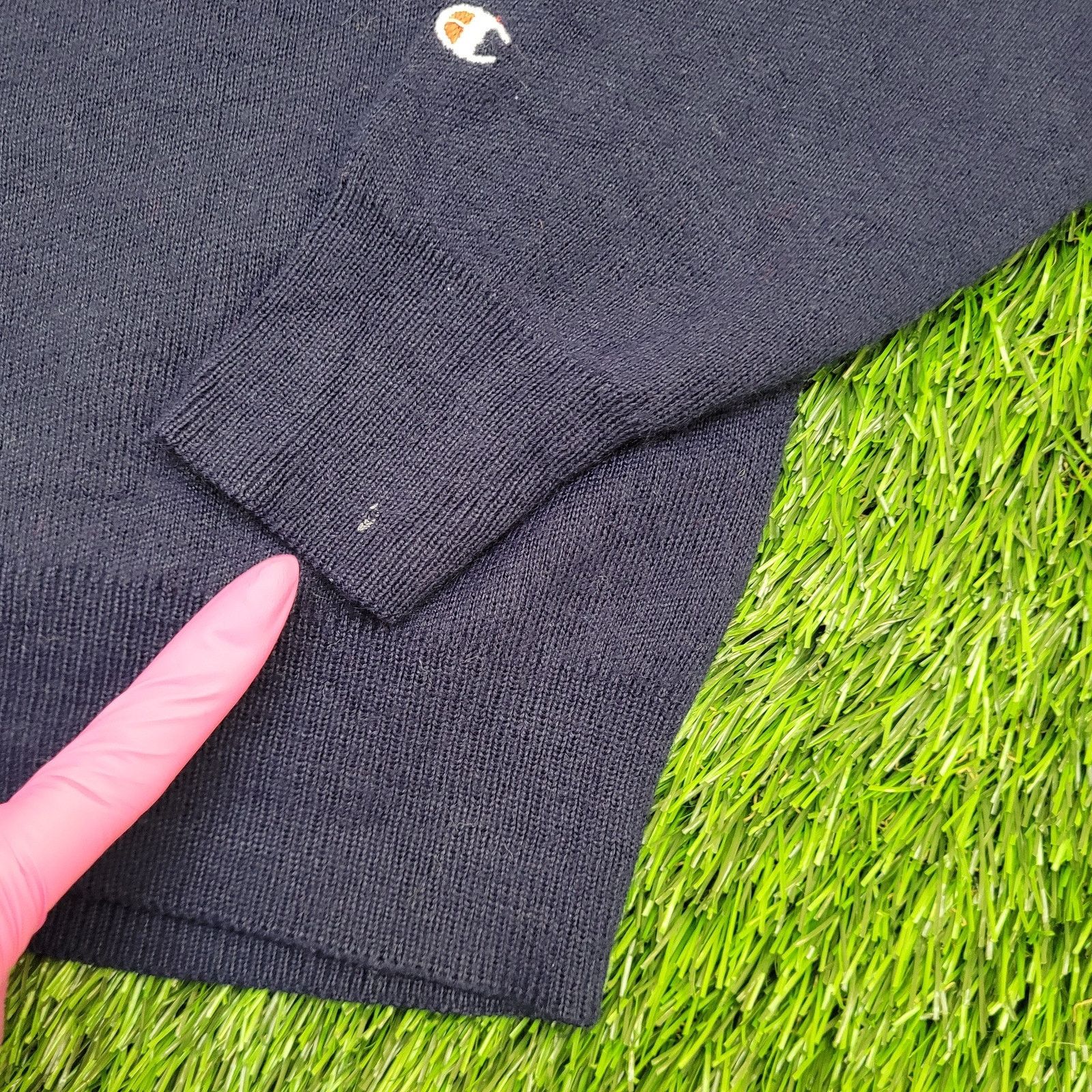 Champion Vintage 80s Champion Sweater M/L 20x25 Navy-Blue Castle USA Size US L / EU 52-54 / 3 - 8 Thumbnail