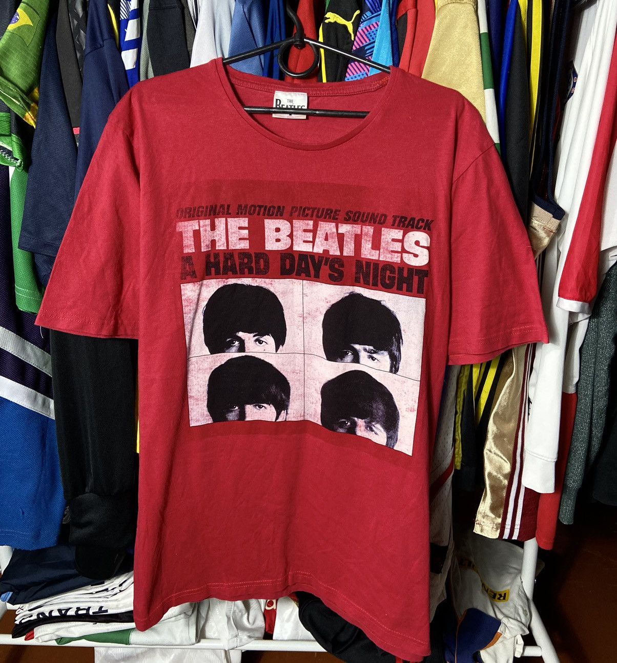 Apple × Vintage THE BEATLES APPLE CORP. 2012 RED COTTON ROCK BAND SHIRT Size US M / EU 48-50 / 2 - 1 Thumbnail