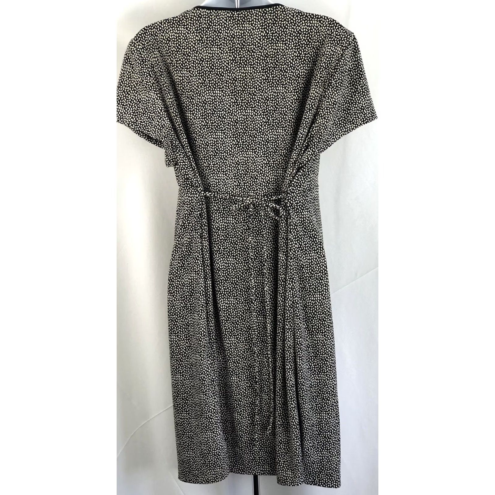 Vintage Motherhood Maternity Surplice Wrap Dress XL blk geo Short Sleeve Empire Tie Waist Size XL / US 12-14 / IT 48-50 - 3 Thumbnail