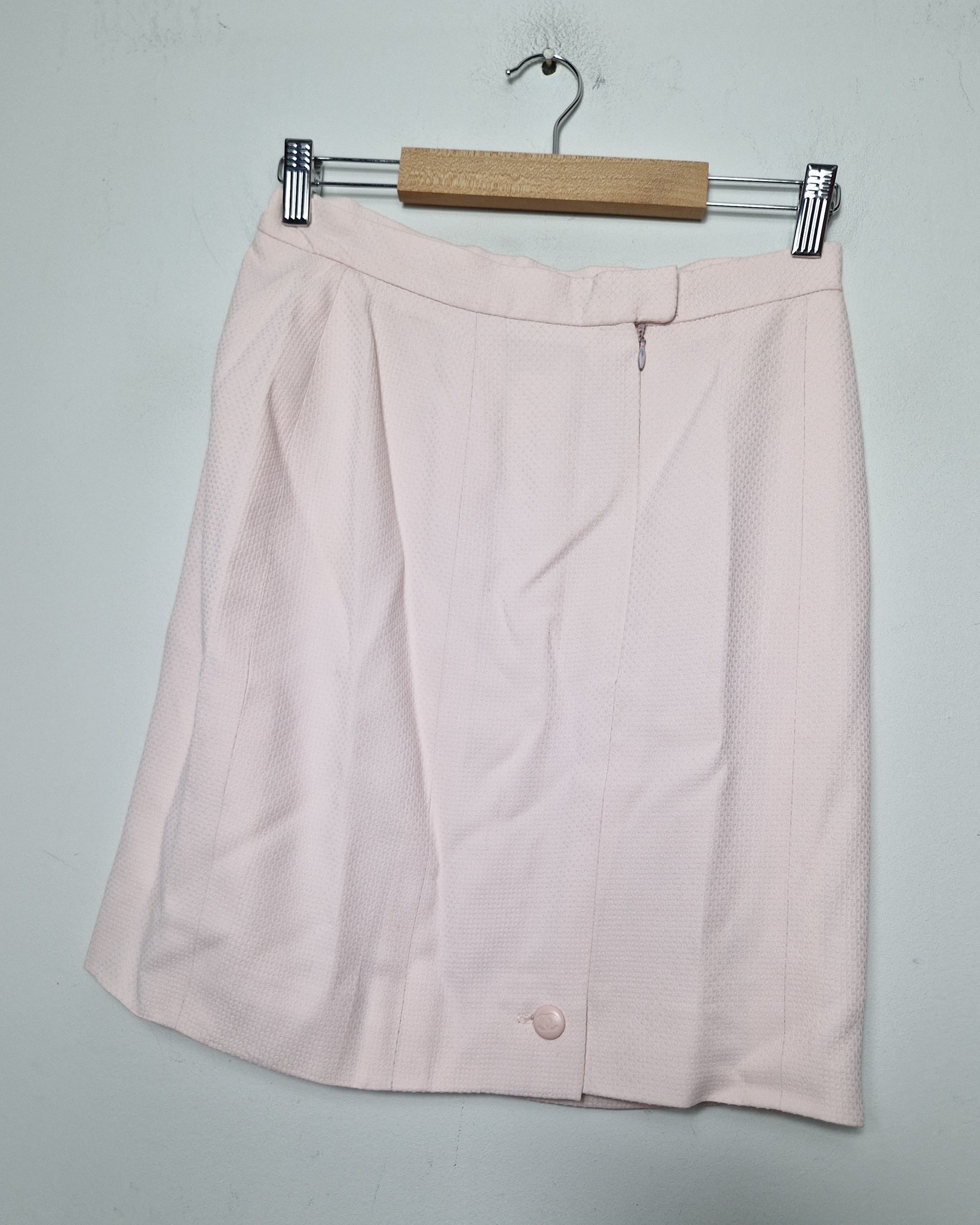 Chanel CHANEL BY KARL LAGERFELD pink mini skirt Size 26" / US 2 / IT 38 - 9 Thumbnail