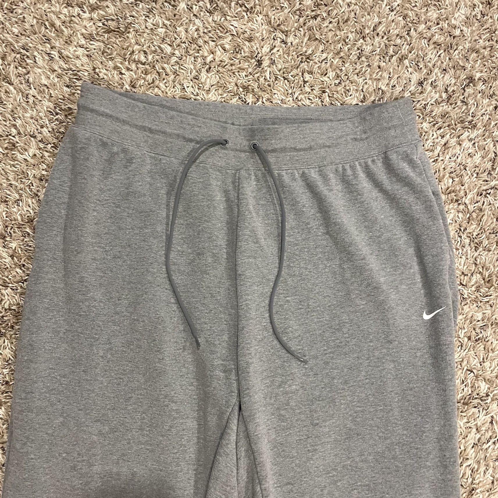 Nike Nike Dri-FIT Joggers Womens High-Waisted 2XL Grey Pants Casual Athleisure Long Inseam 27 in Pockets Drawstring Size 40" / US 18 - 3 Thumbnail