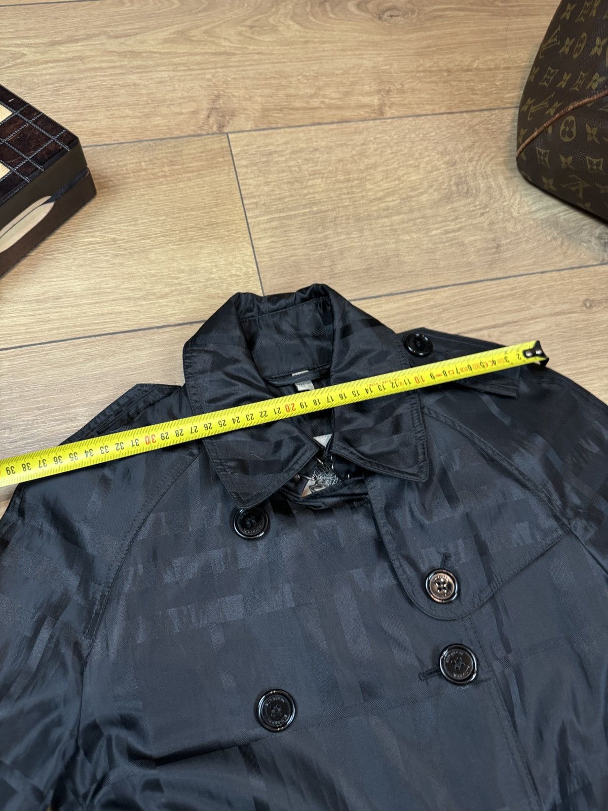 Burberry Vintage trench coat Burberry original luxury streetwear item Size XS / US 0-2 / IT 36-38 - 8 Thumbnail