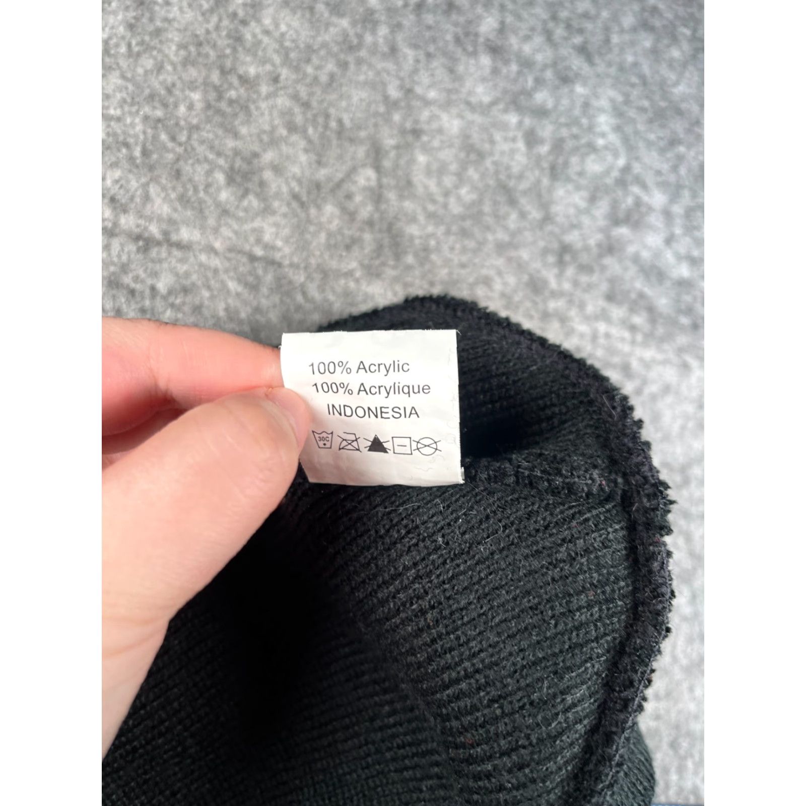 Vintage Crossland Beanie Toque Adult Black Knit 100%Acrylic Embroidered Hat/Cap Unisex Adults One Size Fall Winter Outdoor Logo Size ONE SIZE - 8 Thumbnail