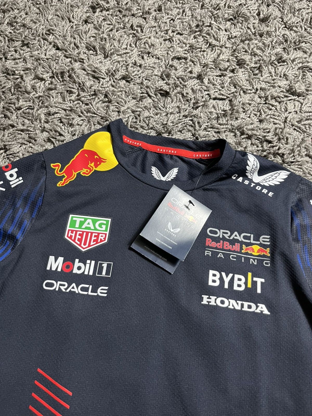 Red Bull REDBULL RACING CASTORE SOCCER POLYESTER T-SHIRT WITH TAGS Size S / US 4 / IT 40 - 2 Thumbnail