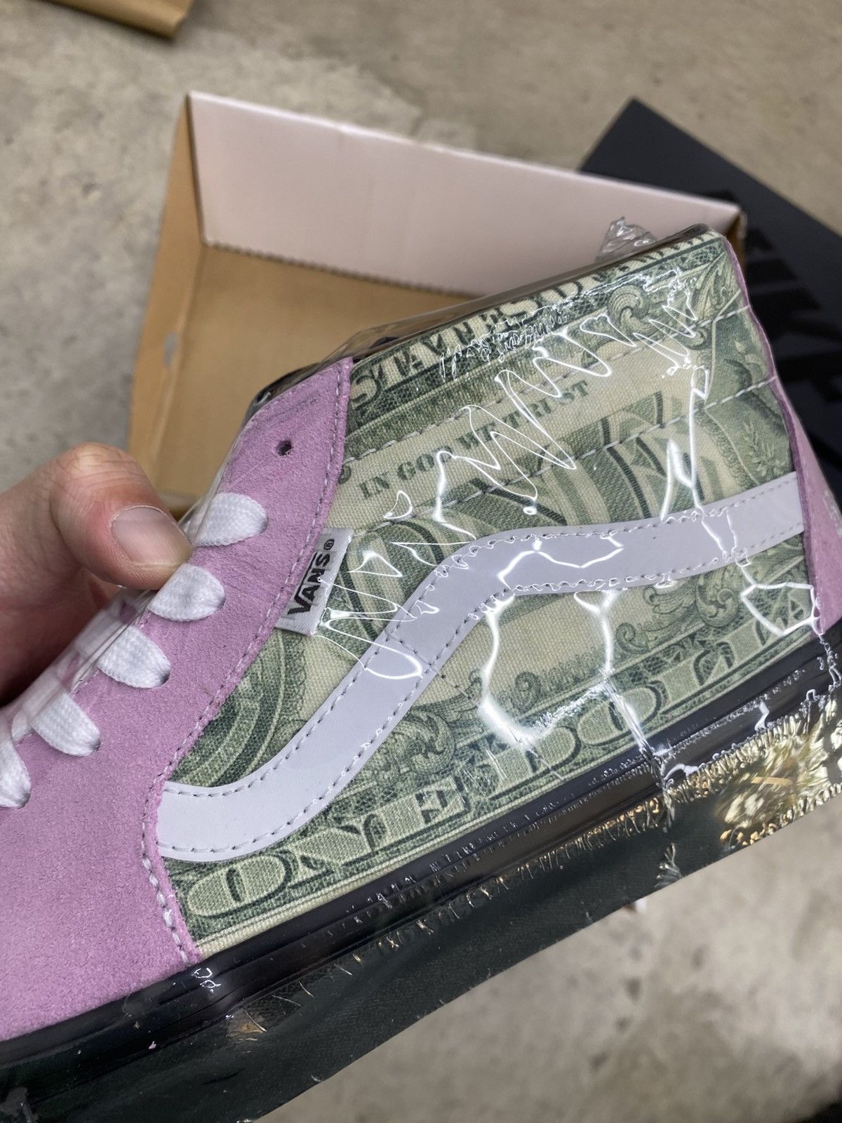 Supreme × Vans Supreme Vans Grosso M Dollar Bills Pink Size US 10.5 / EU 43-44 - 12 Thumbnail