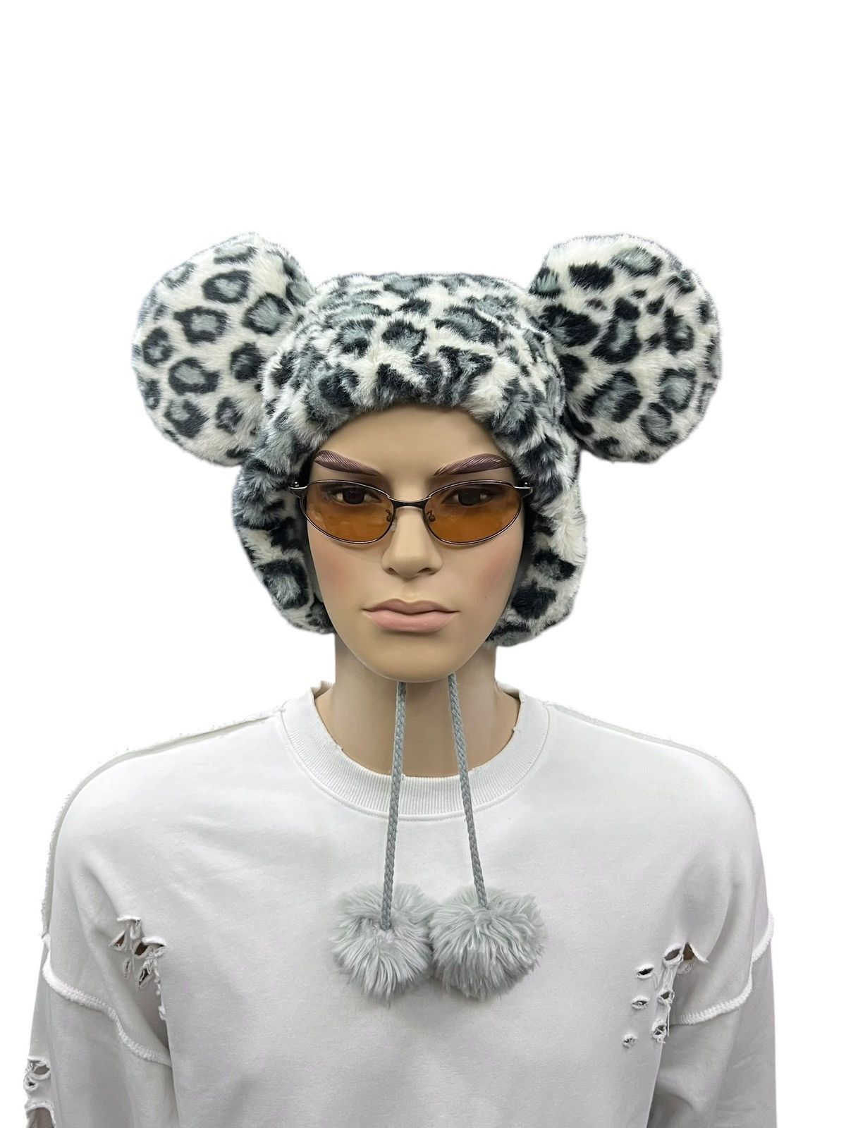 Disney Tokyo Disney Resort Leopard Fur Mickey Ear Beanie Rare Size ONE SIZE - 1 Thumbnail