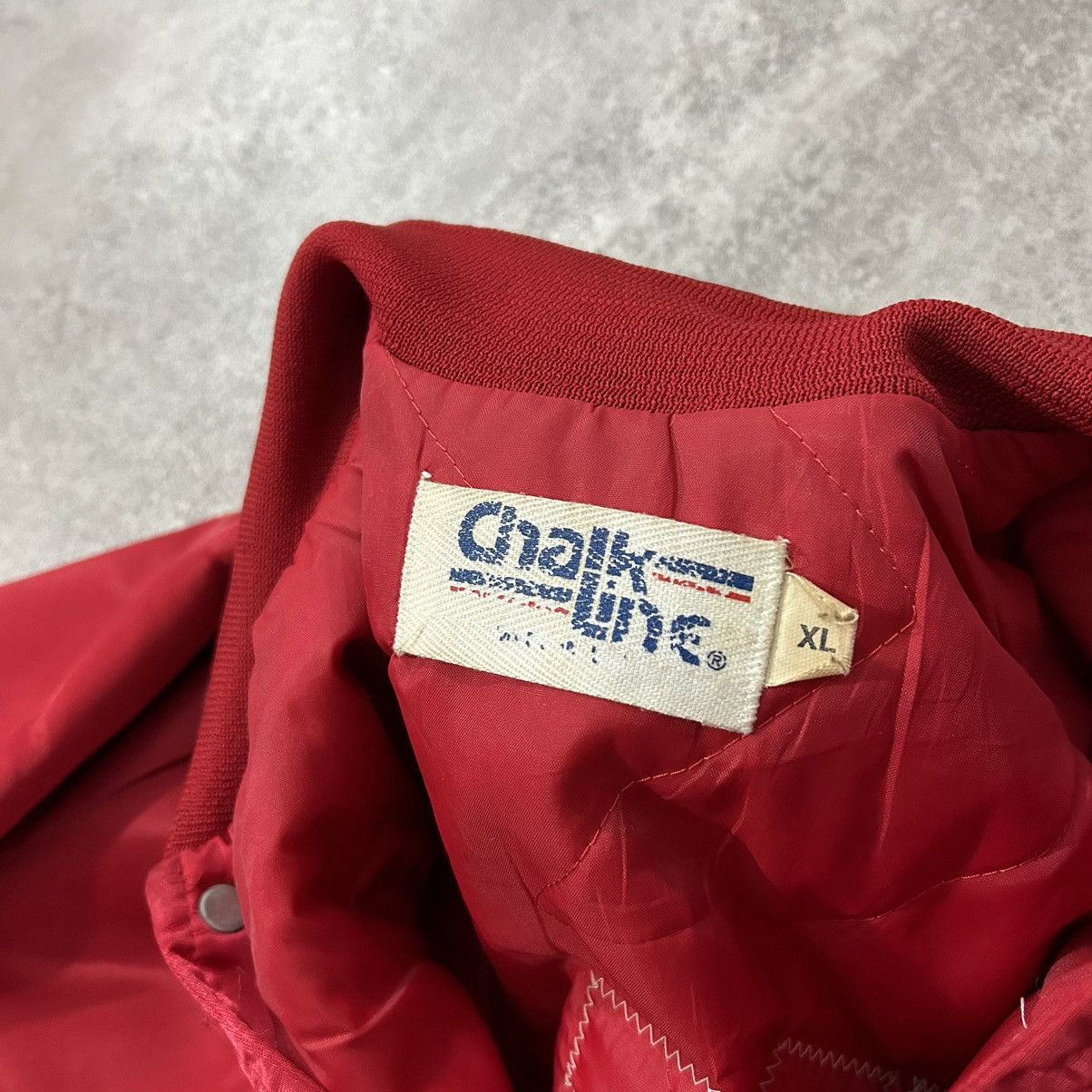 Chalk Line × NBA × Vintage VTG 90s NBA CHICAGO BULLS SATIN BOMBER JACKET SPELL OUT Size US XL / EU 56 / 4 - 5 Thumbnail