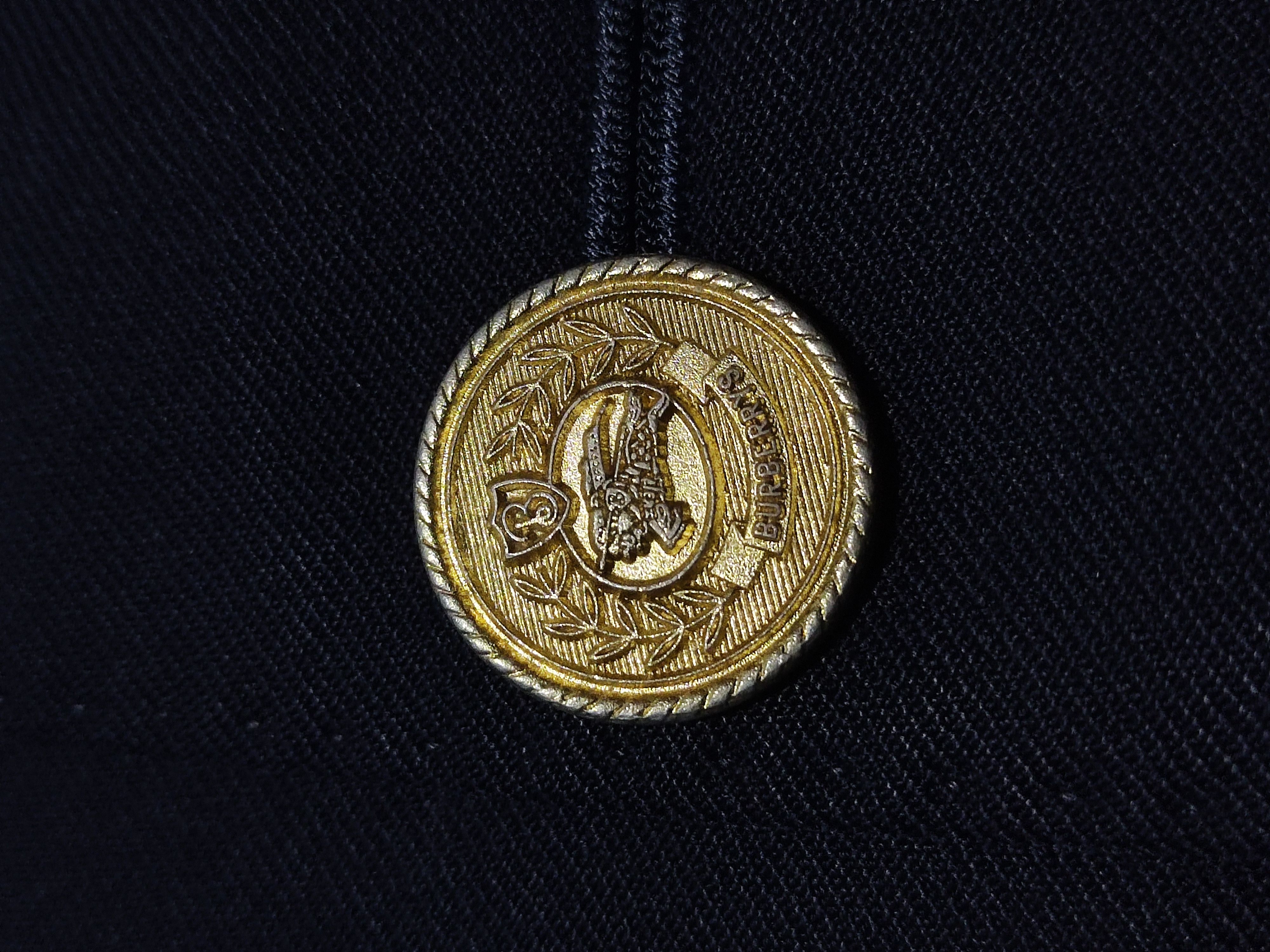 Burberry Prorsum Vintage Burberrys Tasmania Wool Knight Gold Button Blazer Size 40S - 5 Thumbnail