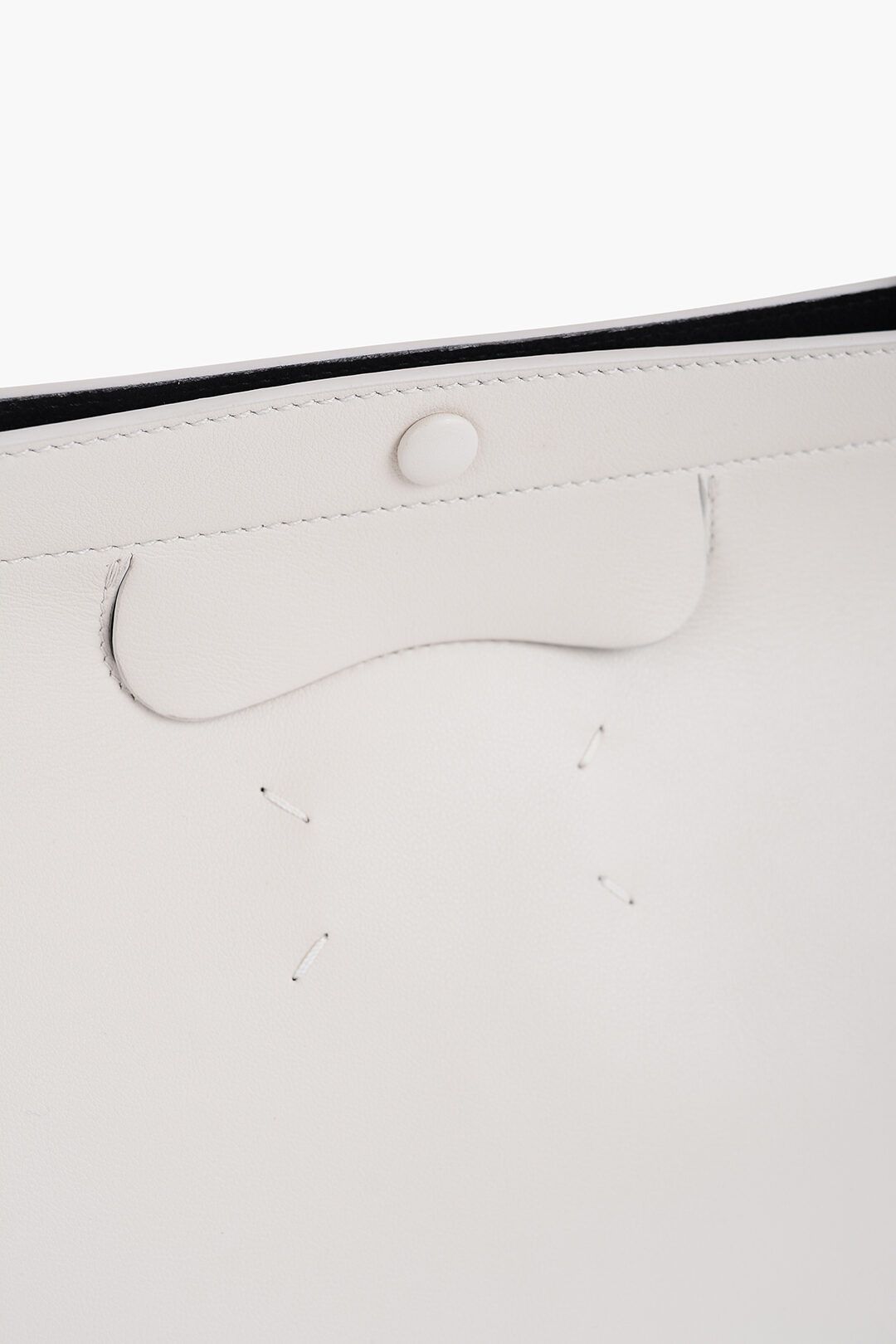Maison Margiela og1mm1224 Size: OS / Vegan Leather Shopper Bag in White Size ONE SIZE - 2 Thumbnail