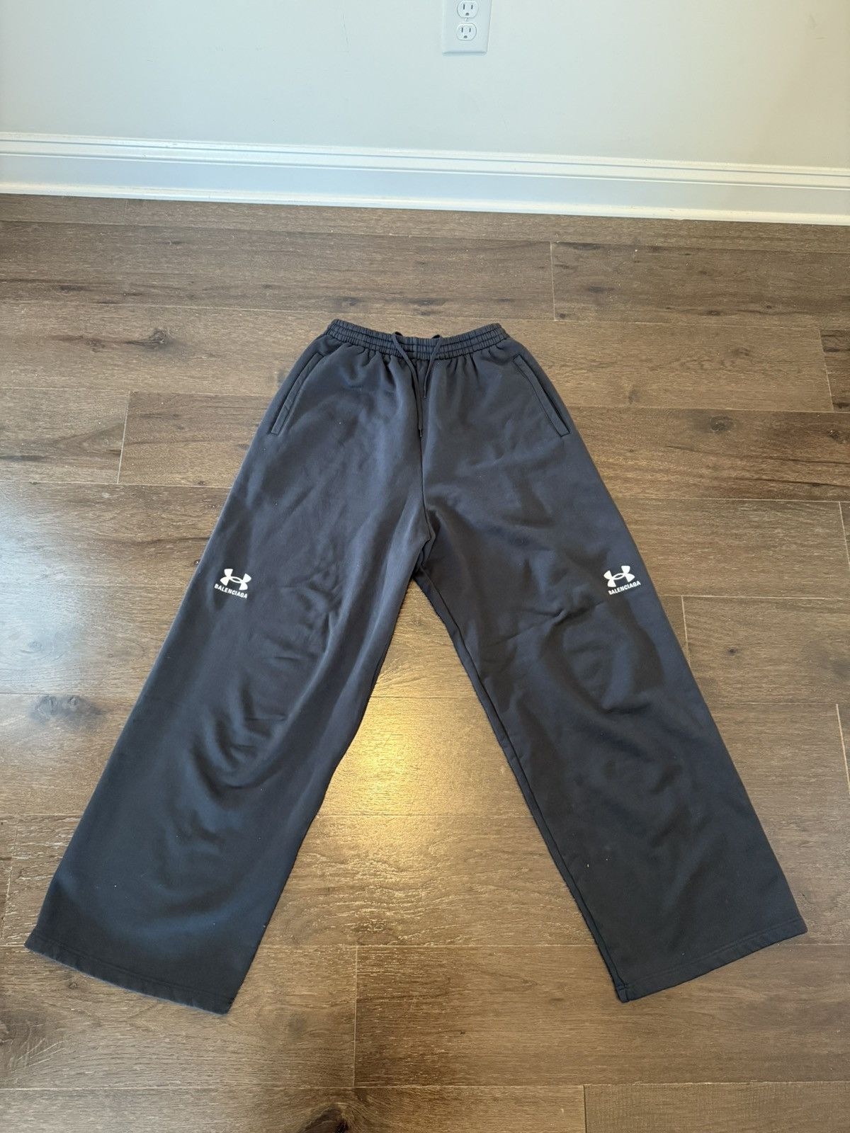 Balenciaga Under Armour Baggy Sweatpants（Balenciaga x Under