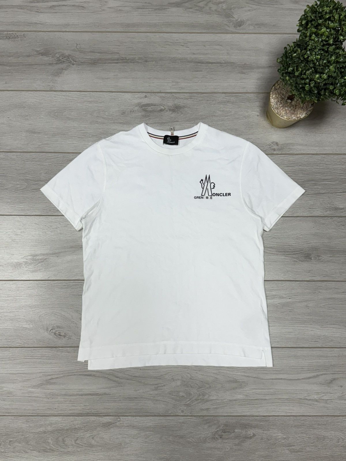 Moncler Moncler Grenoble #001 tee shirt Size US XL / EU 56 / 4 - 1 Thumbnail