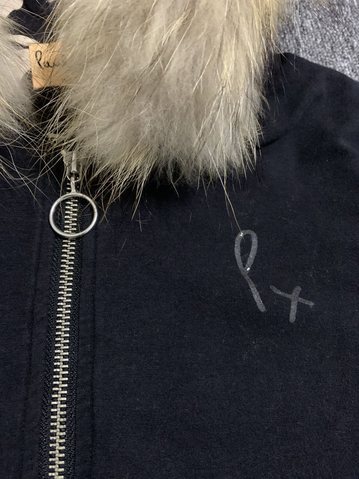Japanese Brand PAUL SMITH FULL BLACK ZIP JACKET FUR HOOD LGB STYLE Size M / US 6-8 / IT 42-44 - 4 Thumbnail