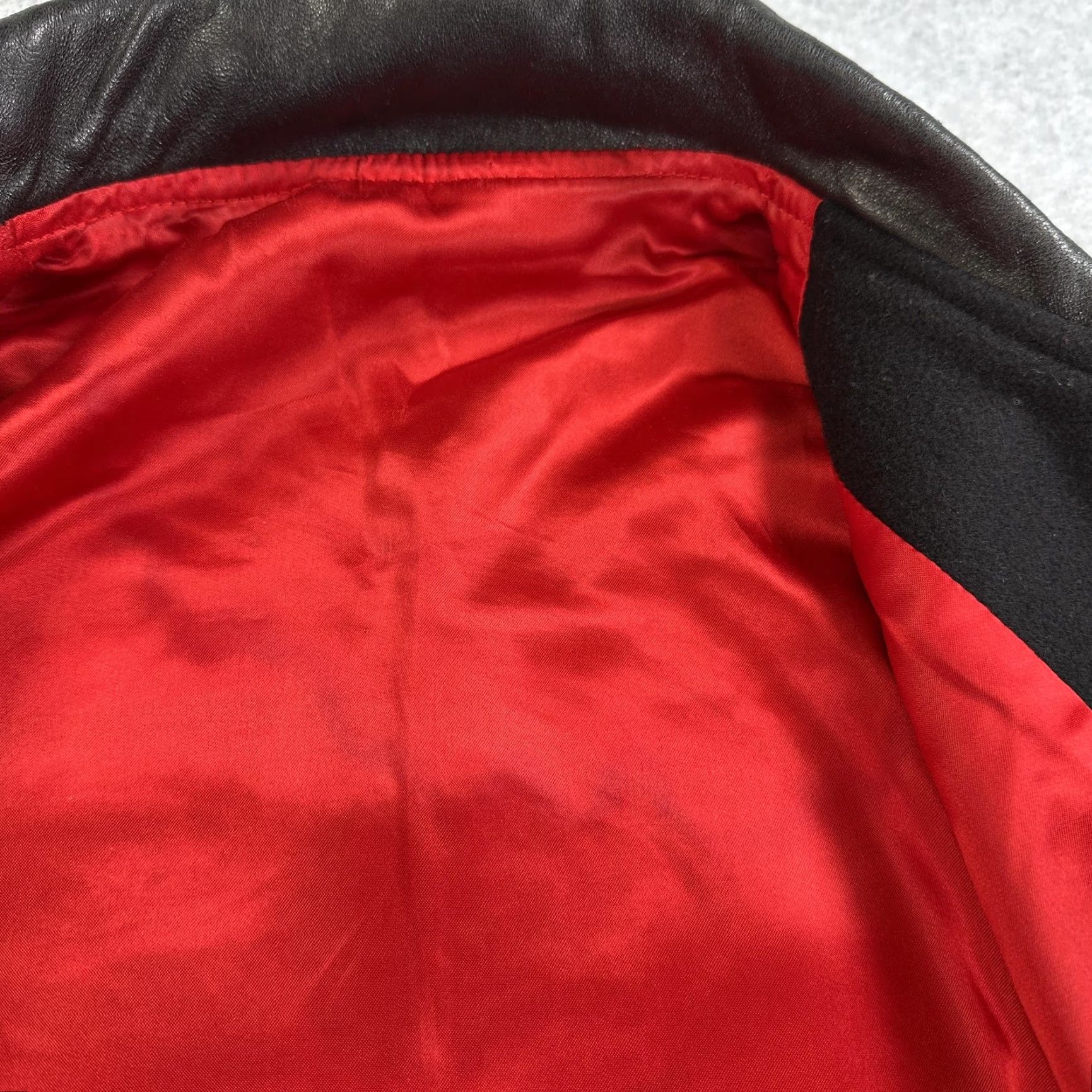 Jordan Brand VINTAGE Jordan Last Dance 98 Varsity Jacket Mens L Black Wool Leather USA Jacket Size US L / EU 52-54 / 3 - 5 Thumbnail