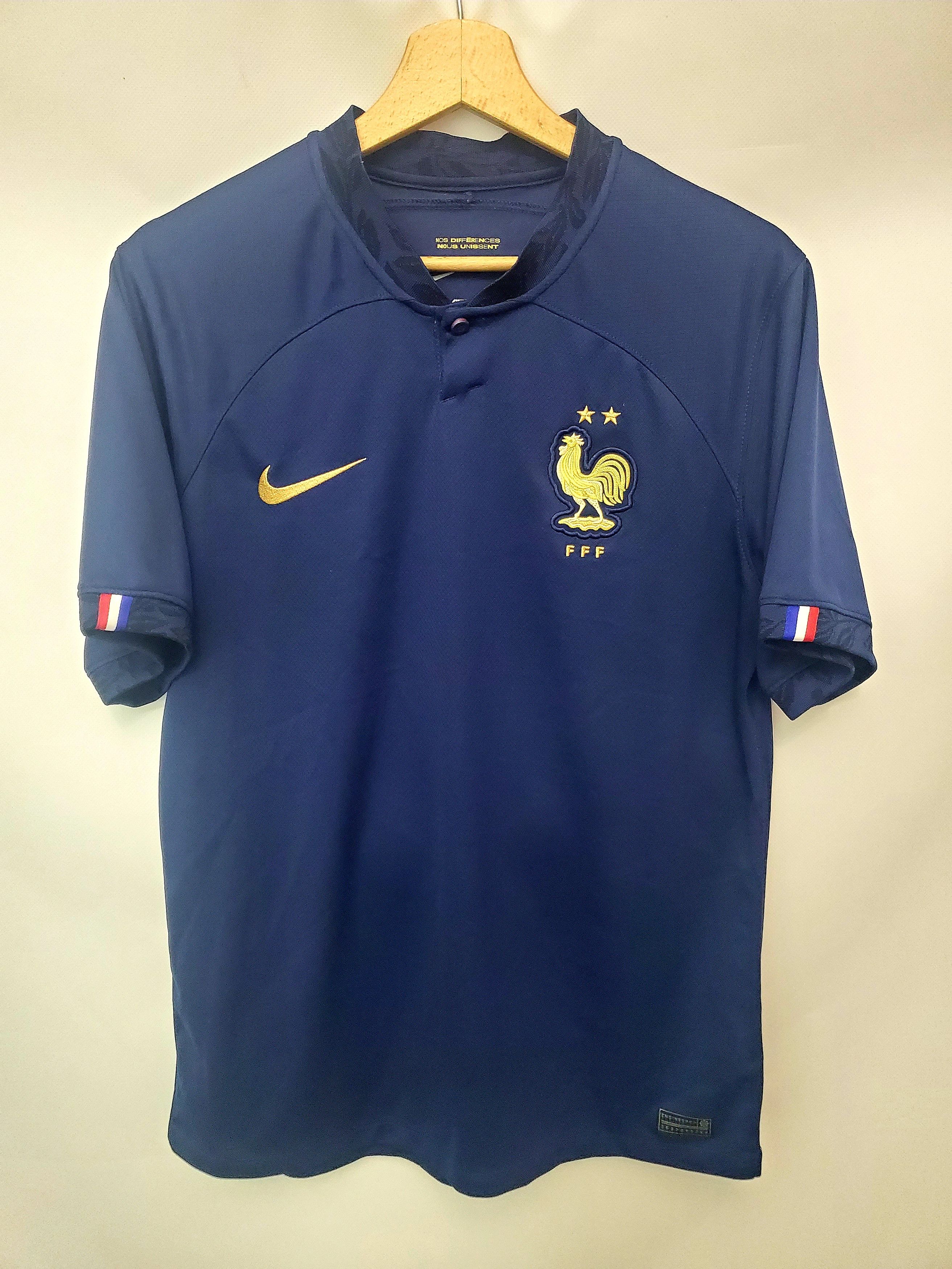 Nike World Cup France 2022 France home jersey ideal condition Size US M / EU 48-50 / 2 - 1 Thumbnail