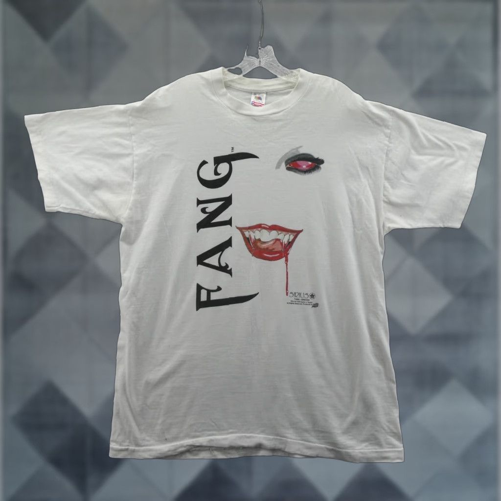 VINTAGE Fruit of the Loom Fang Vampire Shirt XL White Graphic Print 90s Anime Mens