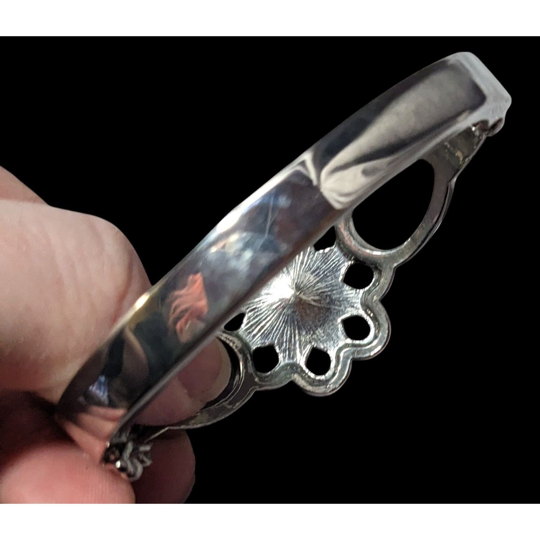Other Elegant Glam Lia Sophia Garden Soiree Hinged Silver Tone Rhi Size ONE SIZE - 3 Thumbnail