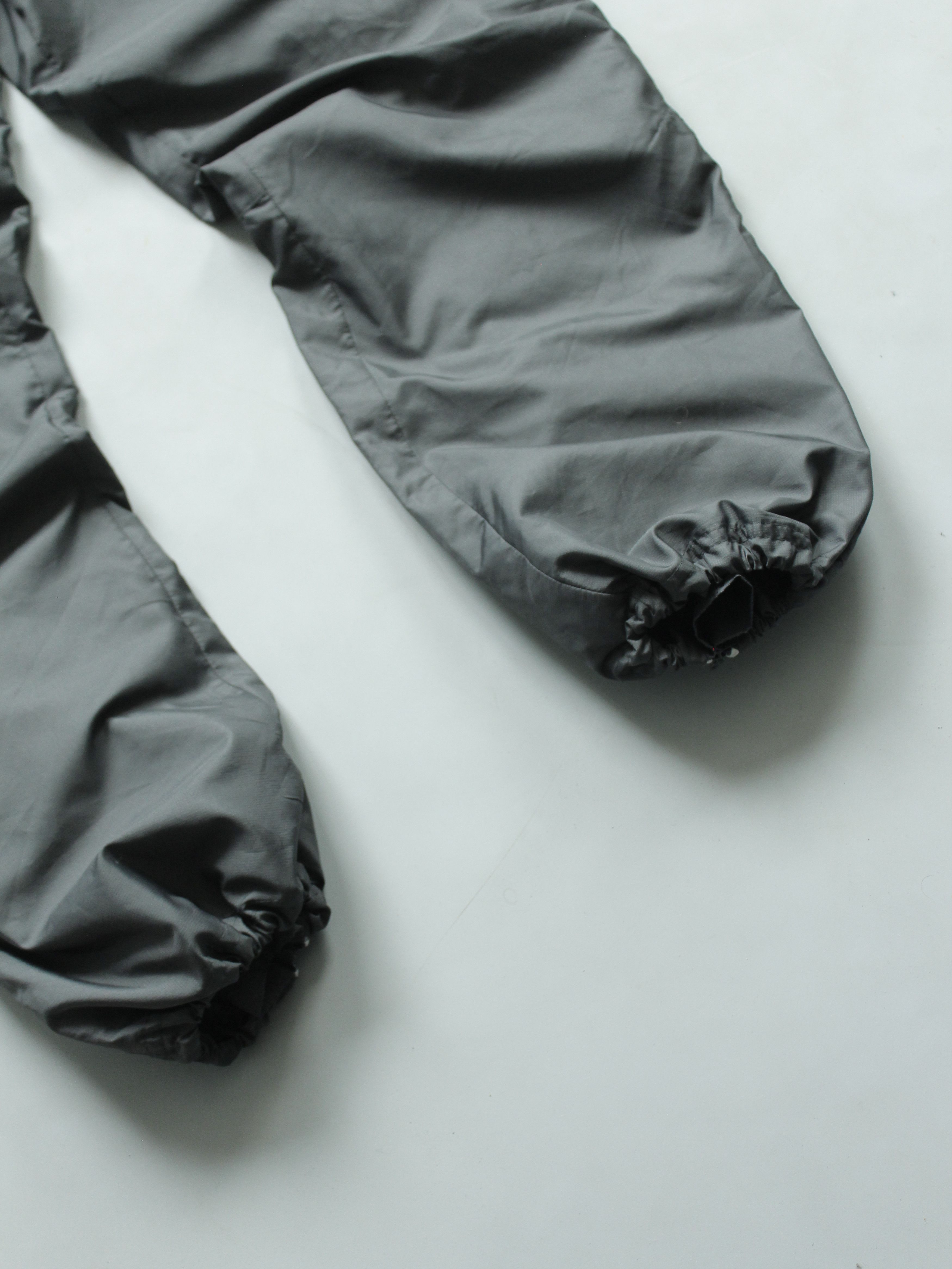 Nike × Vintage Nike Parachute Pants Vintage Youth L Womens XS-S Gray Baggy Size 27" / US 4 / IT 40 - 9 Thumbnail