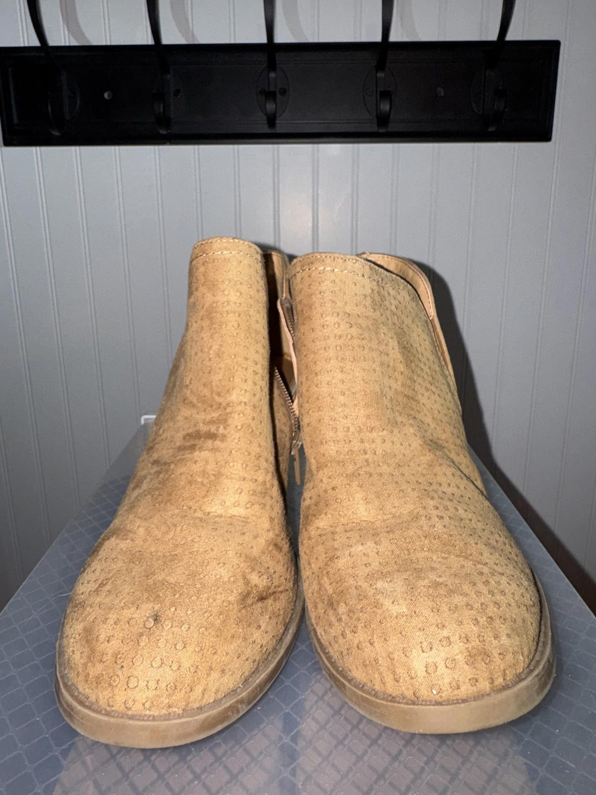 Other Fergie Tan Suede Ankle Boots with Block Heel Size US 8 / IT 38 - 1 Thumbnail