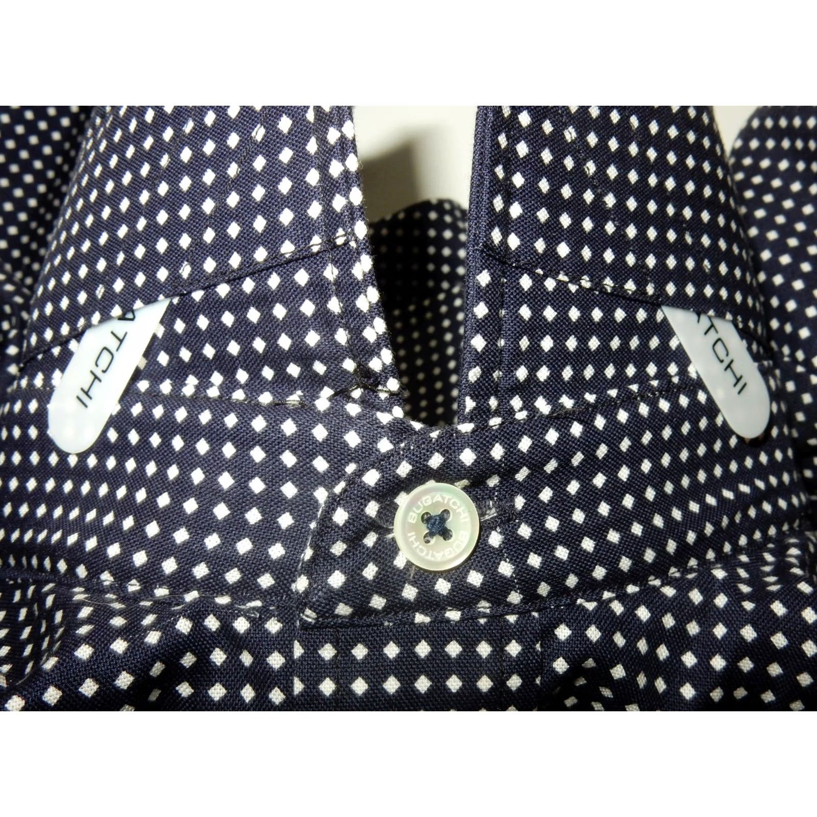 BUGATCHI Bugatchi Uomo Shirt Men Long Sleeve Button-Up Size S Polka Dot Blue Shaped Fit Size US S / EU 44-46 / 1 - 5 Thumbnail
