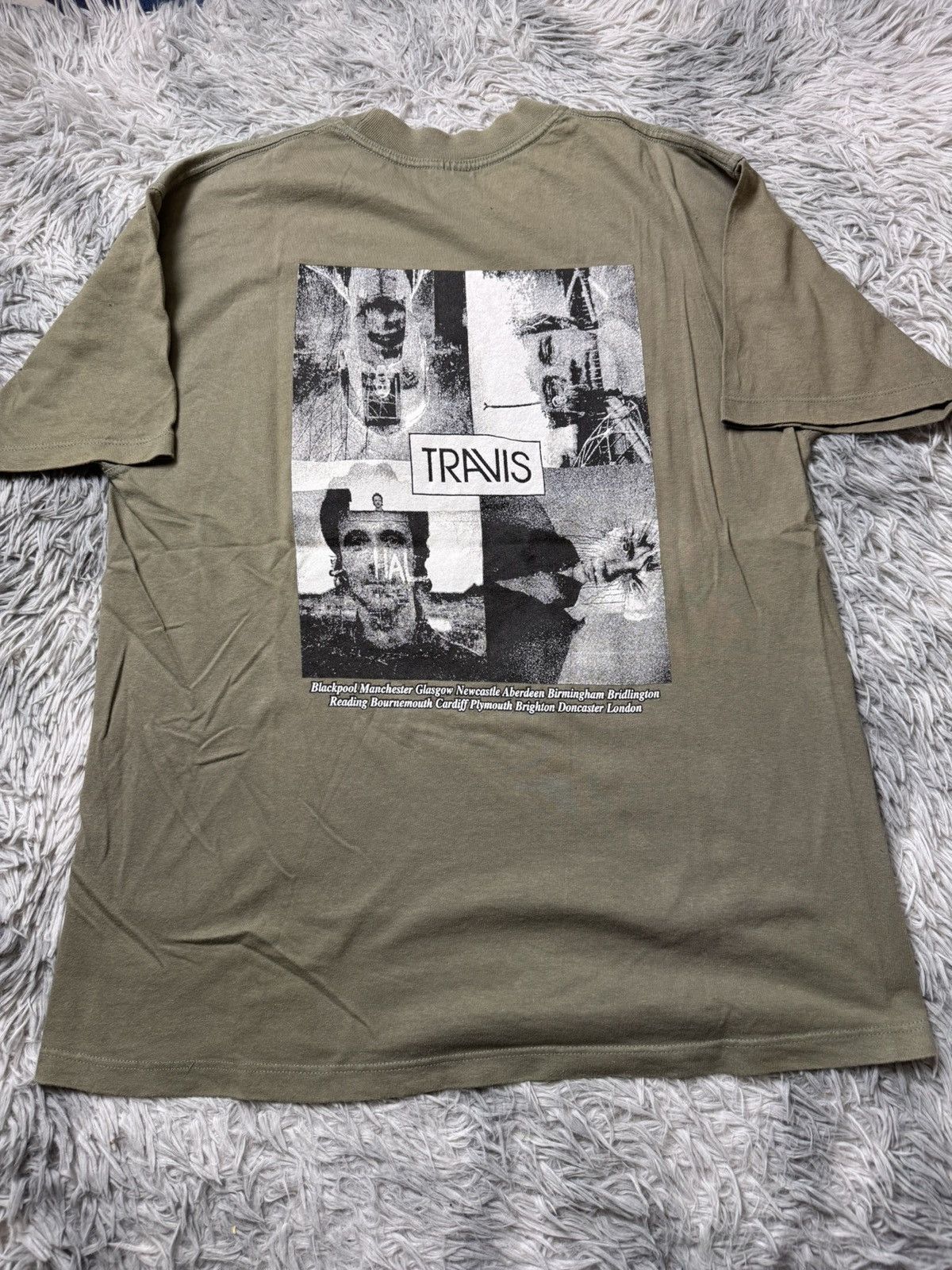 Band Tees Vintage Travis 12 Memories Size US L / EU 52-54 / 3 - 6 Thumbnail