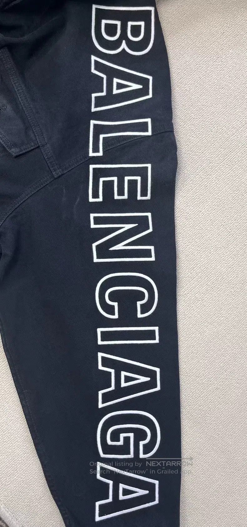 Balenciaga Balenciaga Logo Letter Printed Square Neck Single Breasted Size US XS / EU 42 / 0 - 3 Thumbnail