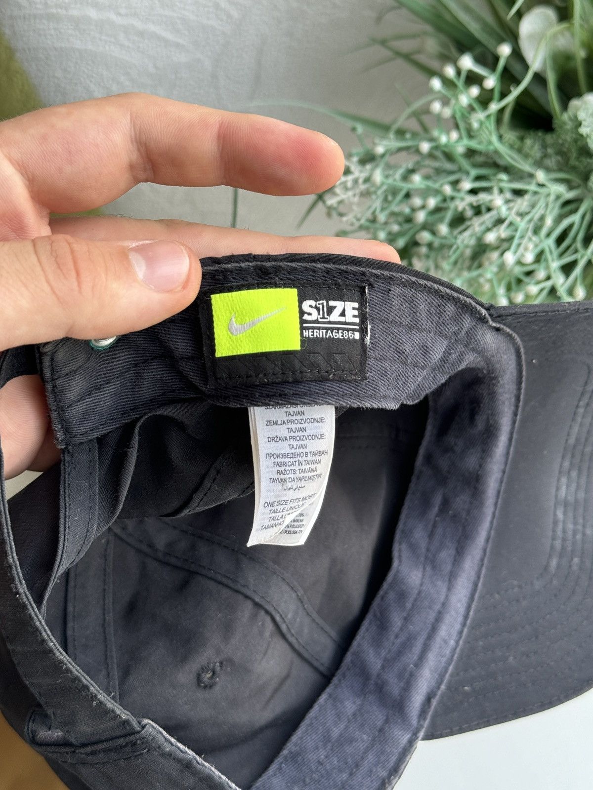 Nike Vintage Y2K Nike Metal Swoosh Washed Black Cap Size ONE SIZE - 12 Thumbnail