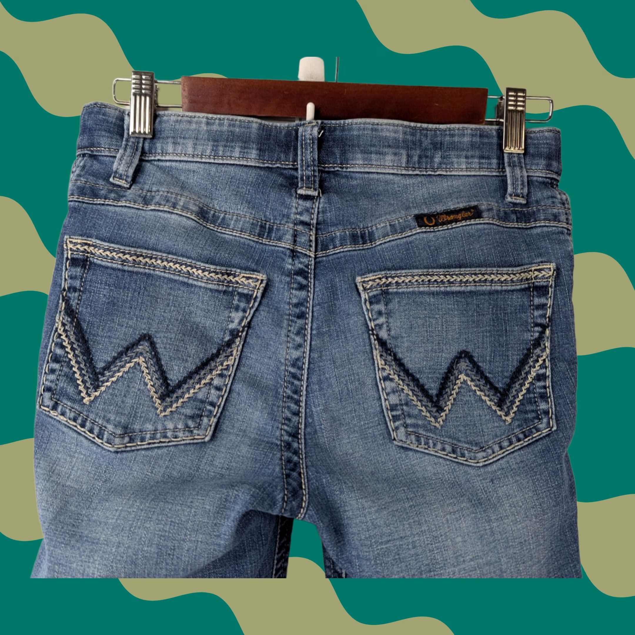 Wrangler Wrangler Willow Jeans Boots Cut Denim Stretch Ultimate Riding Jean Women Size 5 Blue 5-Pocket Design Size 27" / US 4 / IT 40 - 1 Thumbnail