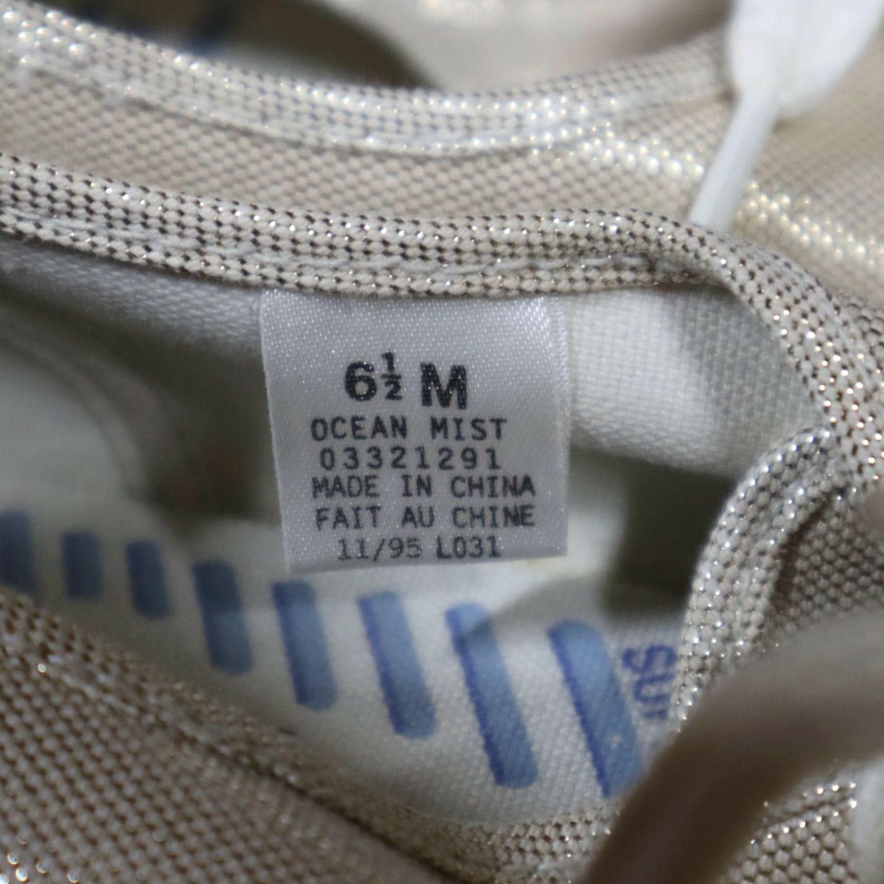 Liz Claiborne VINTAGE Liz Claiborne Women's Canvas Sneakers Size 6.5 Cushioned White Fashion 90s Men Size US 6.5 / IT 36.5 - 6 Thumbnail