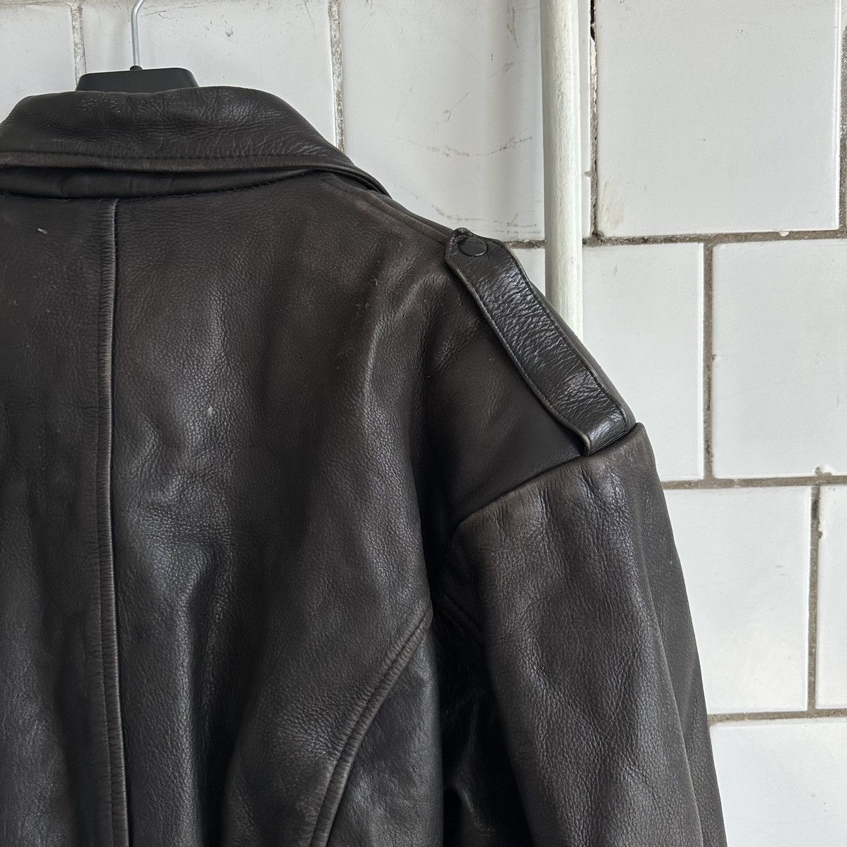 Vintage Vintage Moto Leather Jacket Style USA 90s Y2K Size US L / EU 52-54 / 3 - 12 Thumbnail