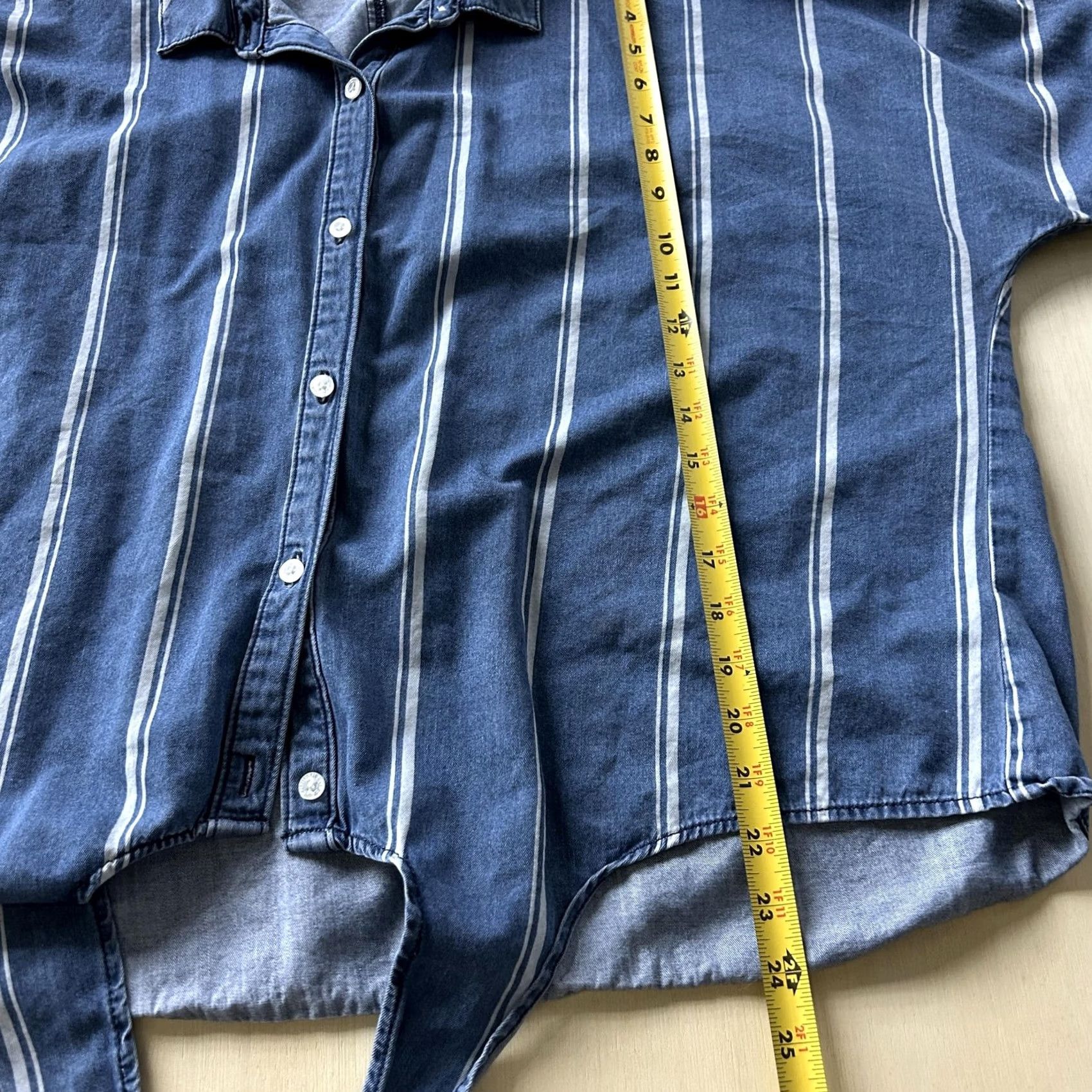 Vintage Jennifer Lopez Shirt Womens Large Blue Stripe Long Sleeve Button Up Tie Top Size L / US 10 / IT 46 - 5 Thumbnail