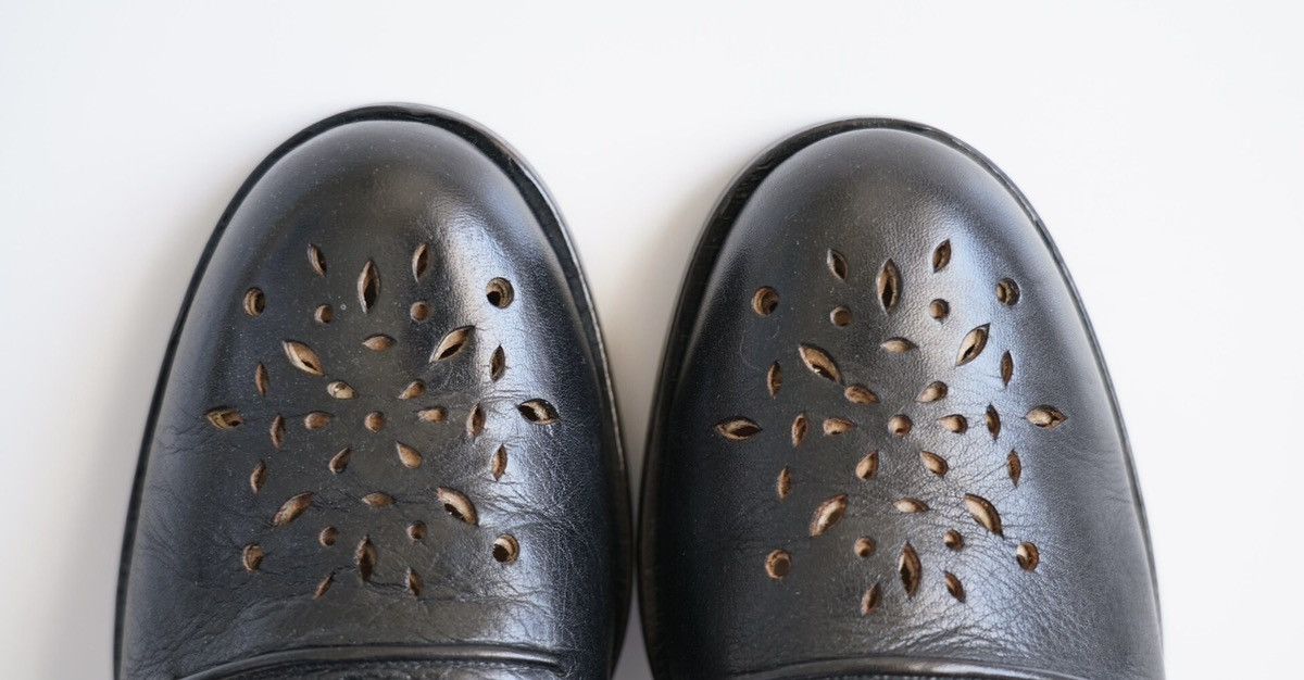 Yohji Yamamoto Yohji Yamamoto 96SS Flower & Boy Perforated Leather Shoes Size US 9.5 / EU 42-43 - 6 Thumbnail