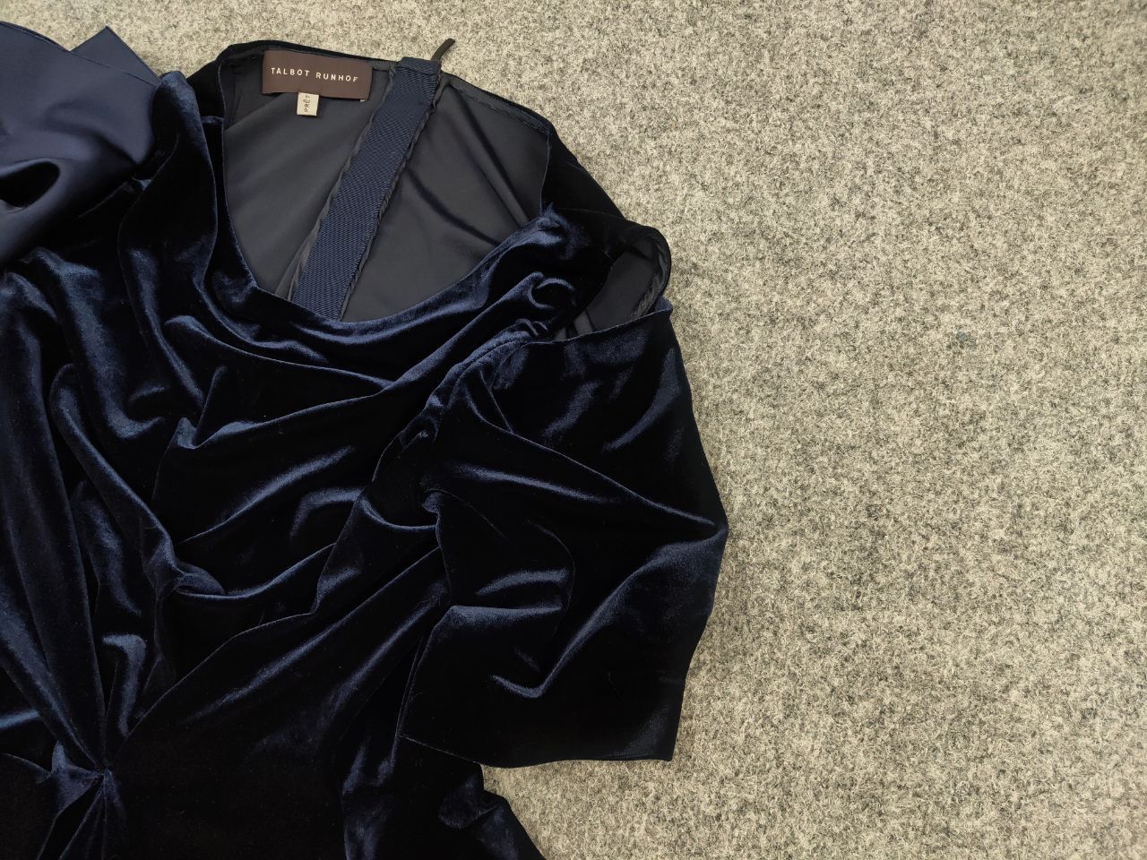 Designer Talbot Runhof Design blue velvet with bow Women's Top Size XL / US 12-14 / IT 48-50 - 4 Thumbnail