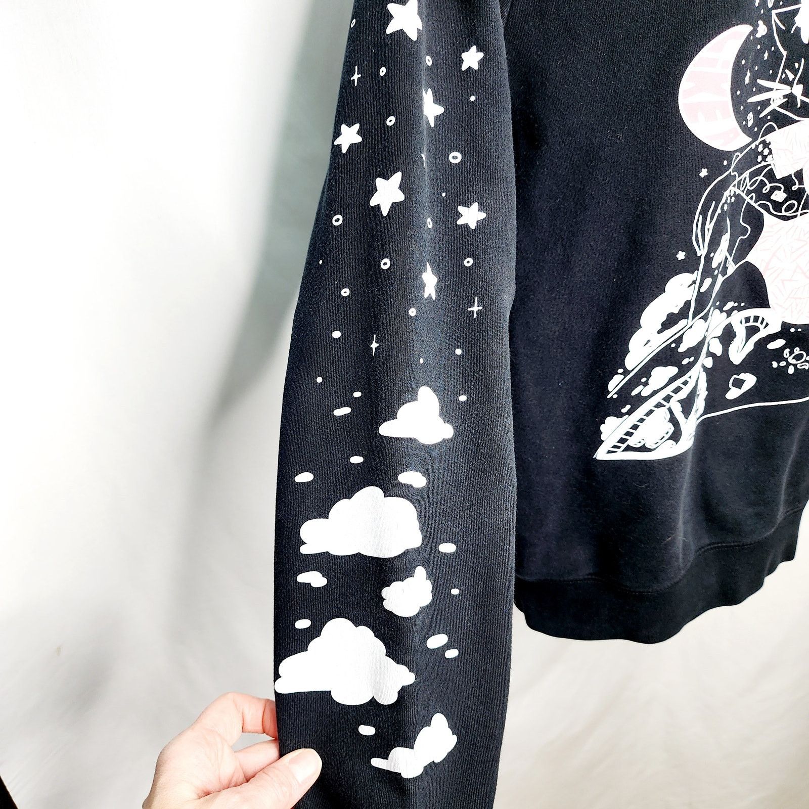 Other Aesumi Women's Black Princess Cat Graphic Sweatshirt Size M / US 6-8 / IT 42-44 - 8 Thumbnail